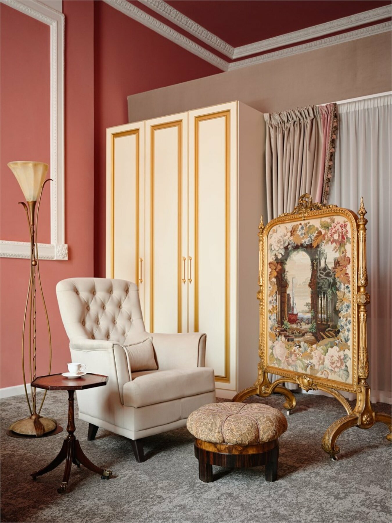 РЕЗИДЕНЦИЯ ДАШКОВОЙ