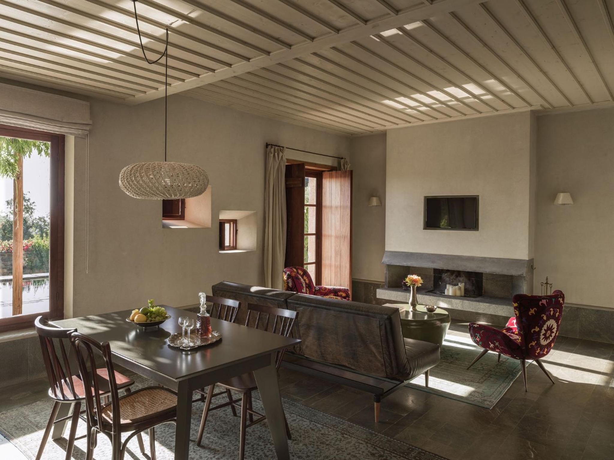 Kinsterna Pool Villa