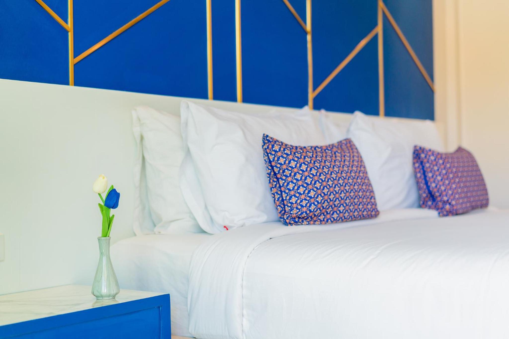 Deluxe Double Room with Pool View