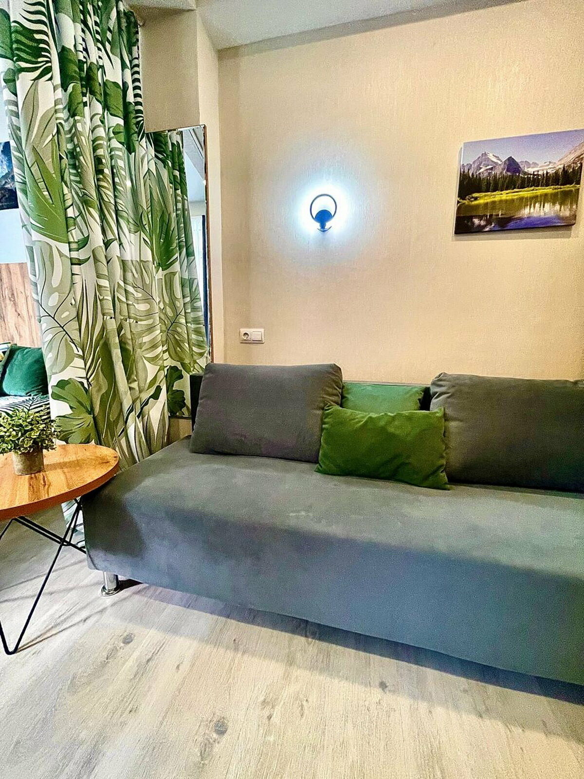 Апартаменты с балконом