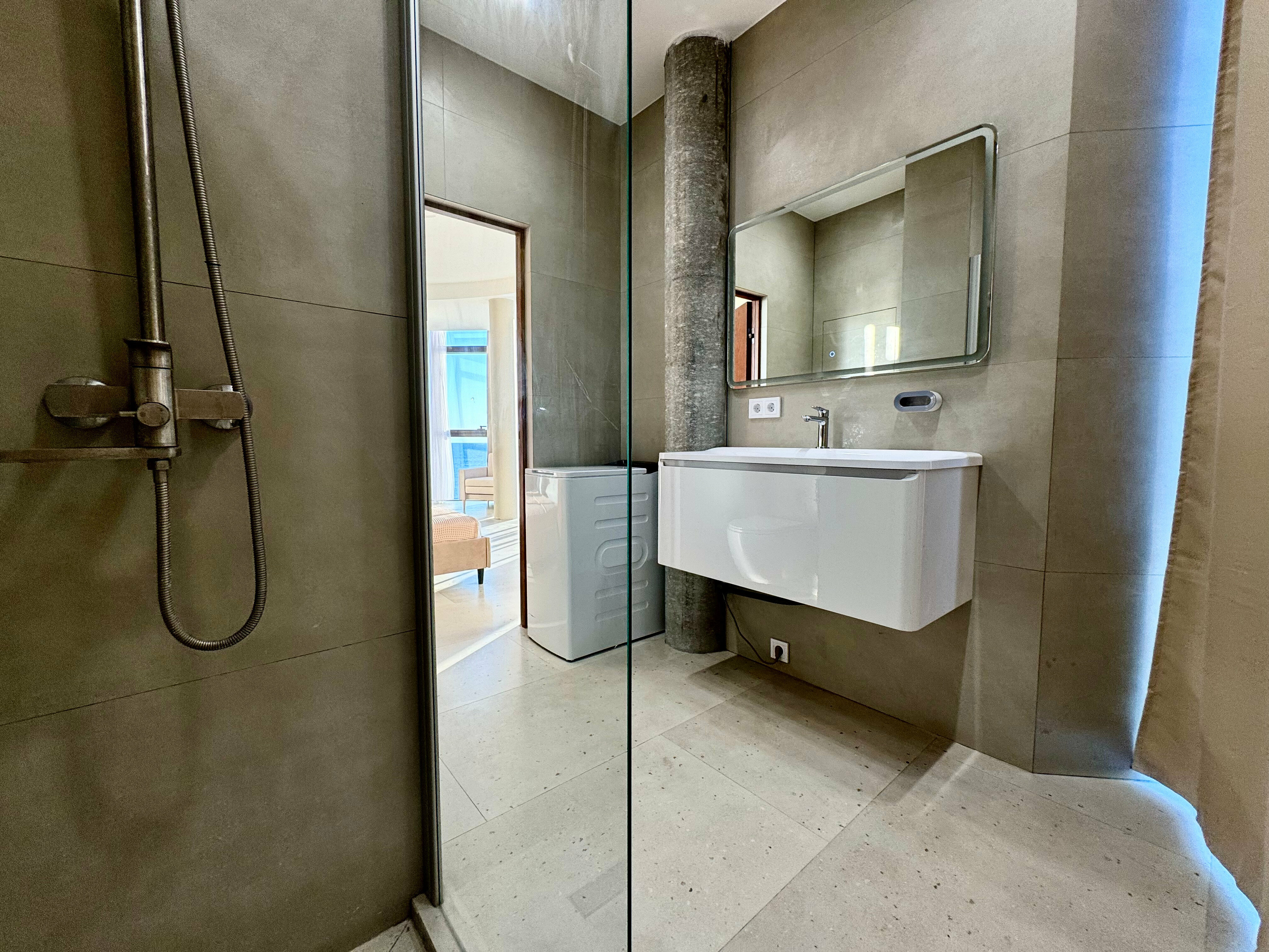 Панорамный семейный люкс