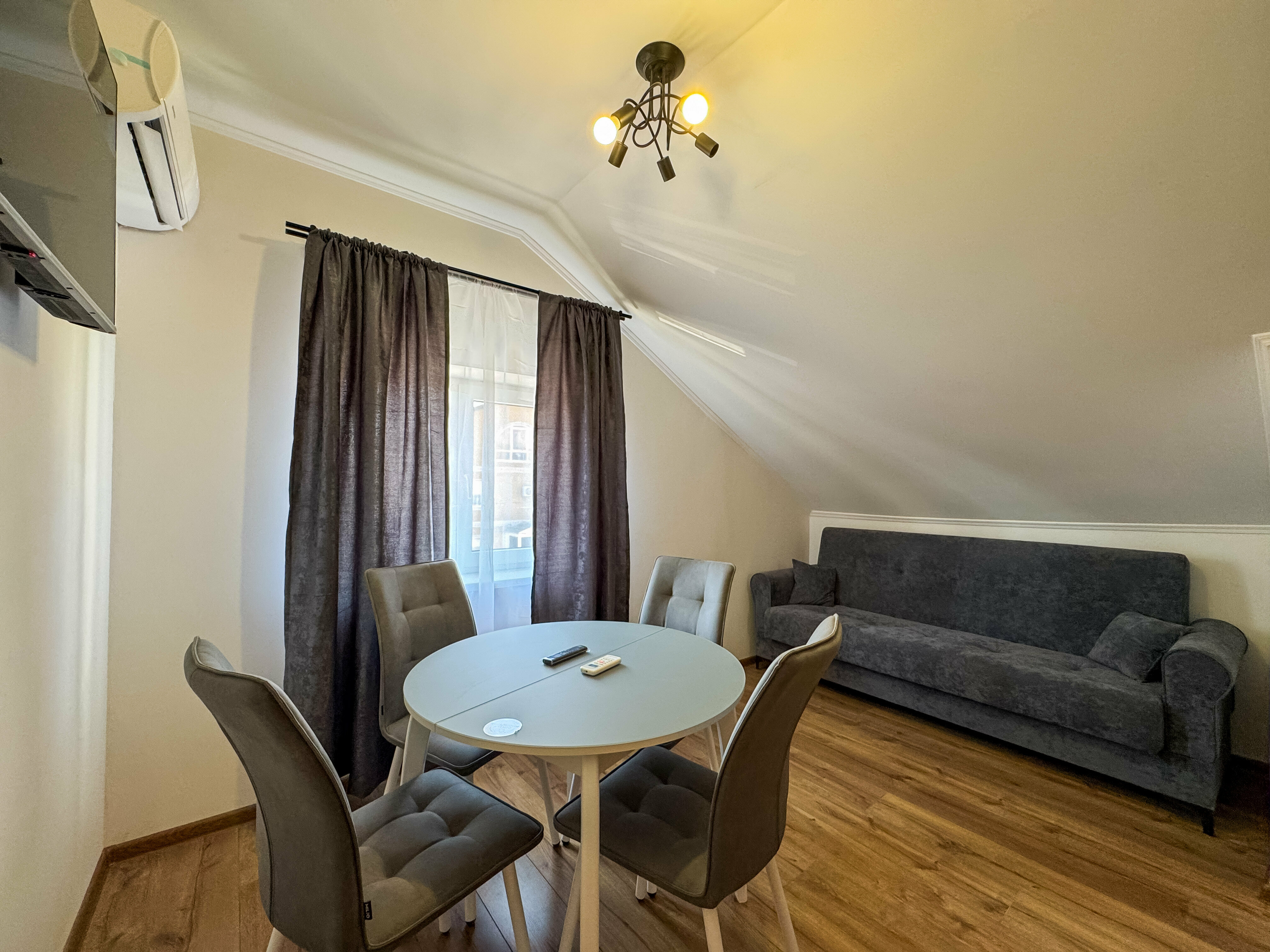 Двухуровневые апартаменты