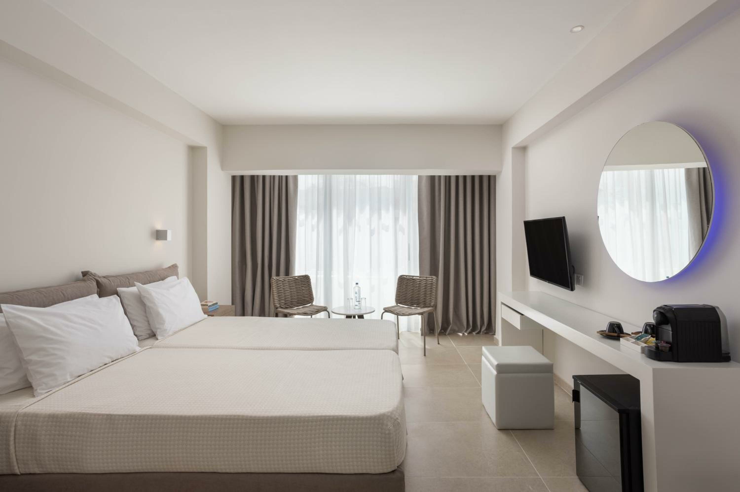 Double Premium Room Inland View