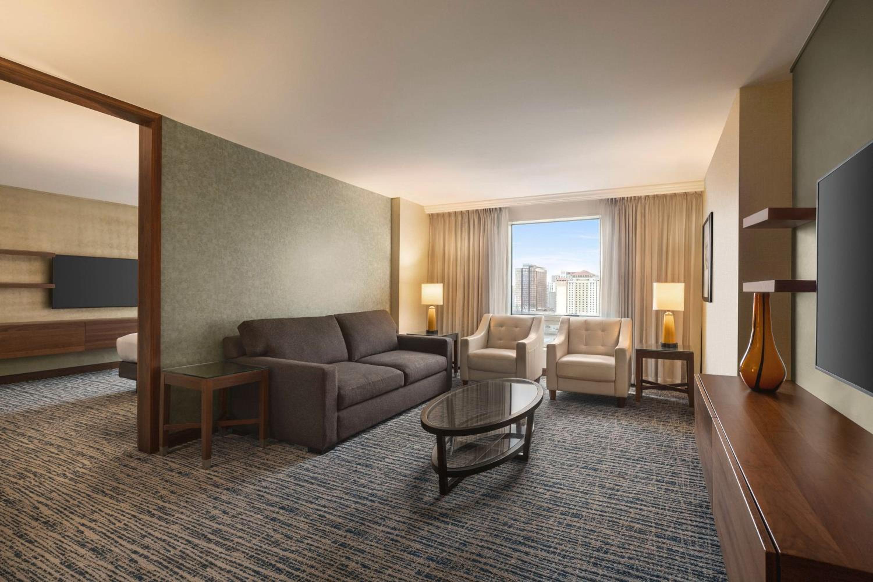 One-Bedroom King Suite with Pool View