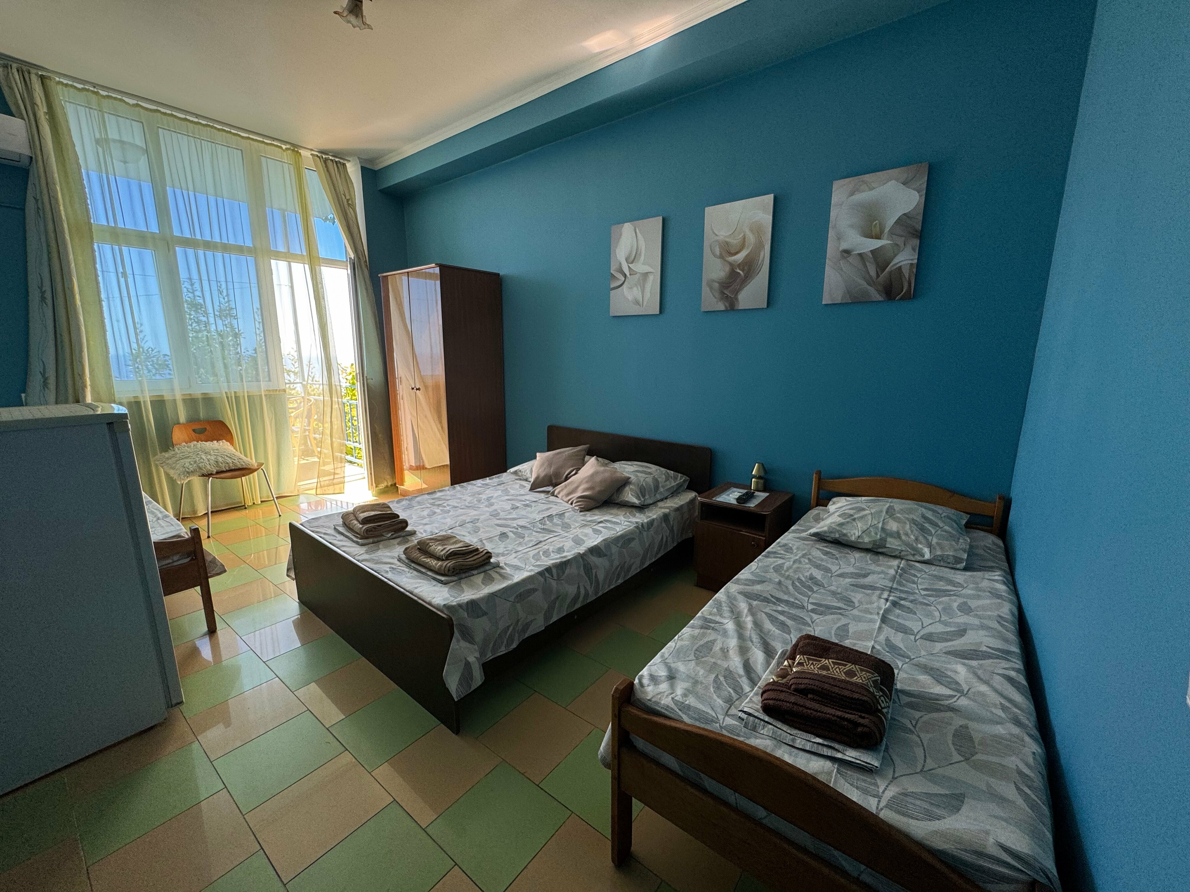 Четырехместный номер с видом на море