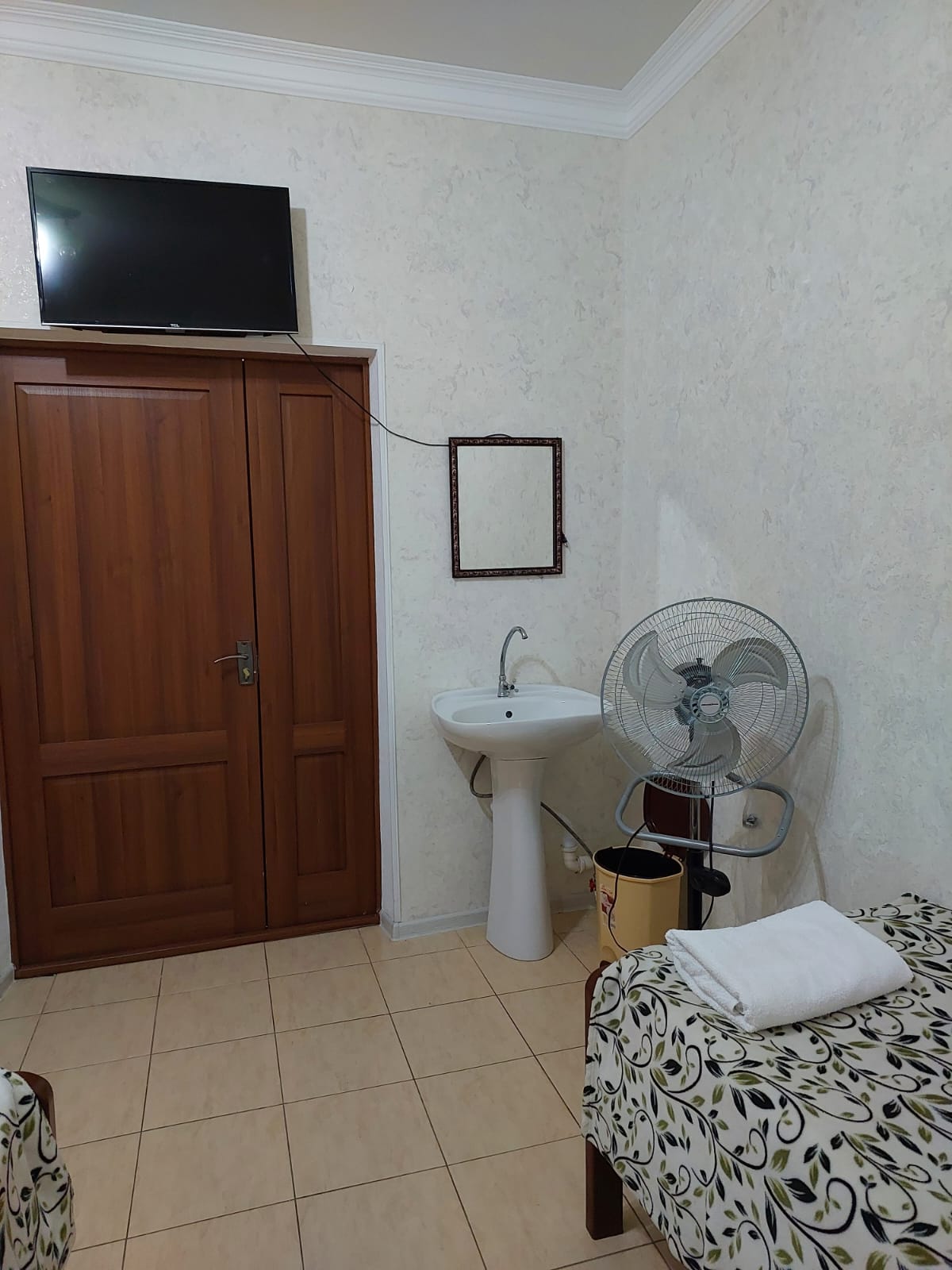 Трехместный номер эконом-класса