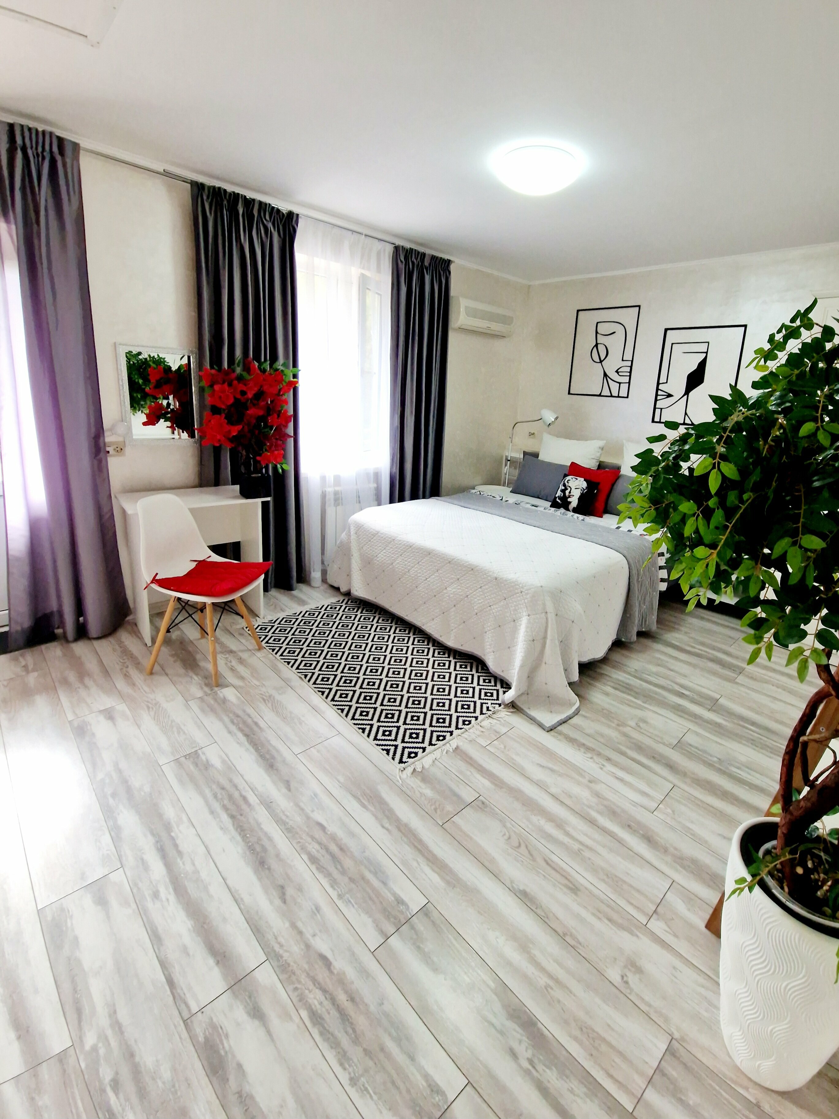 Номер-студия с балконом