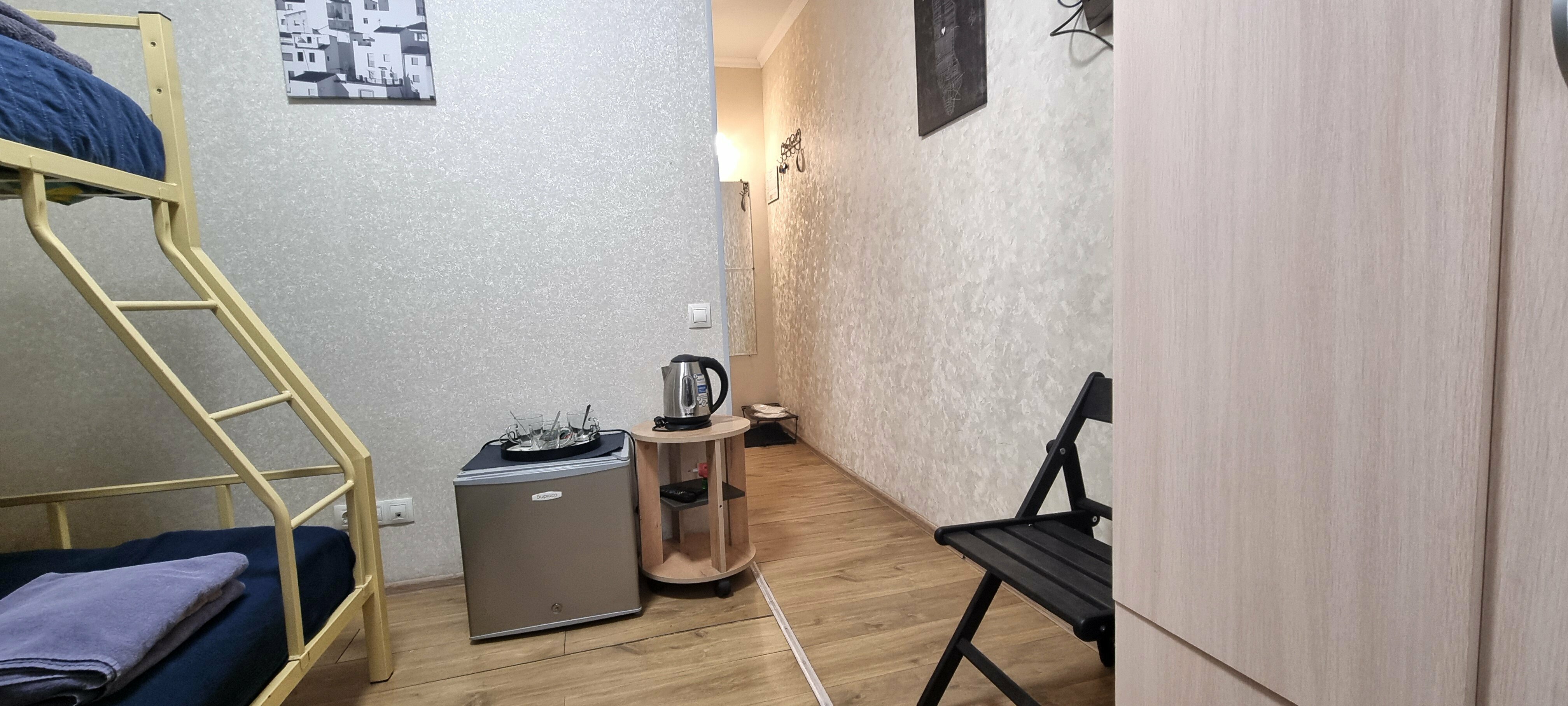 Cемейный номер с собственной ванной комнатой