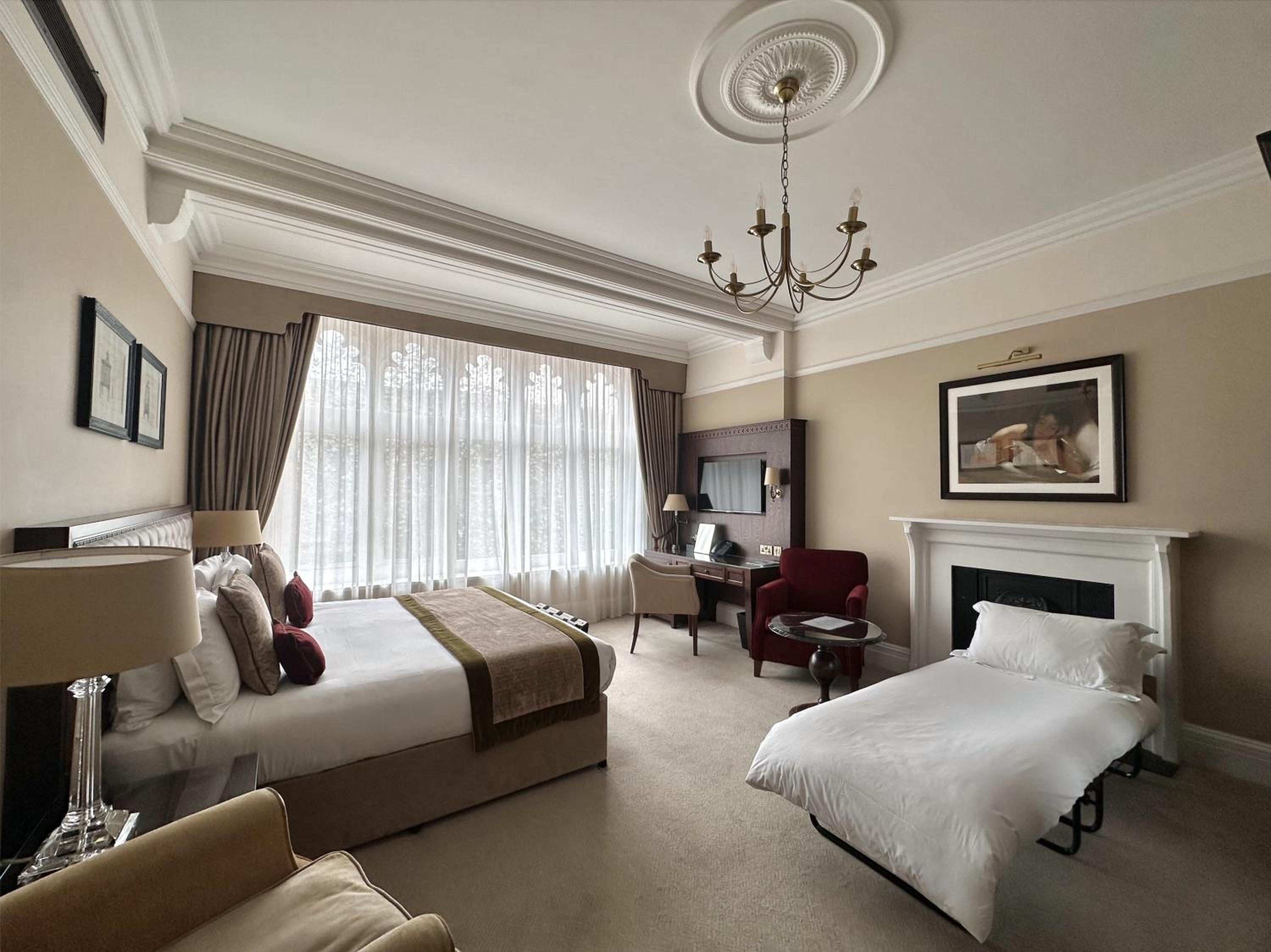 Superior Family Room