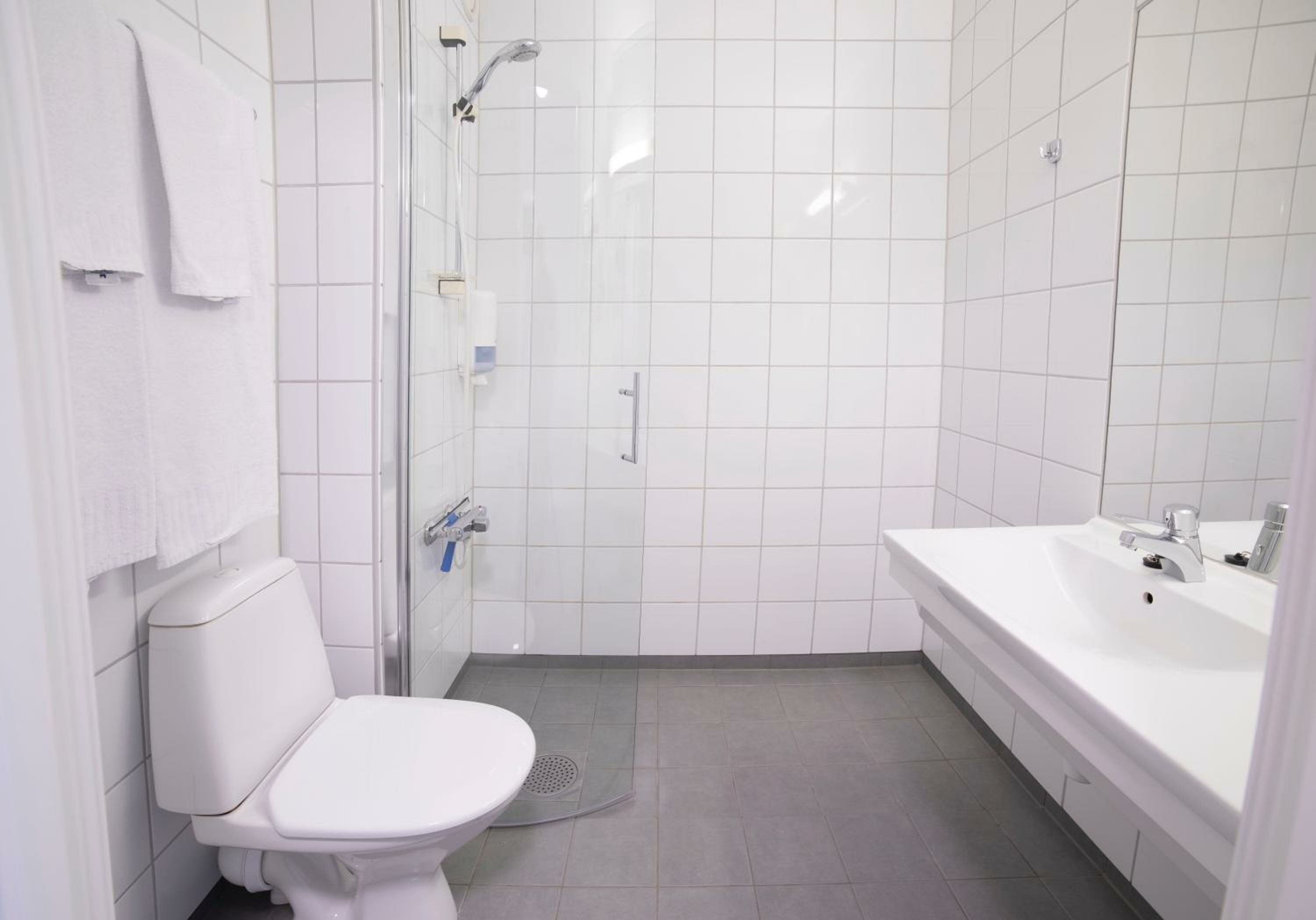 Single Room - Non-Smoking