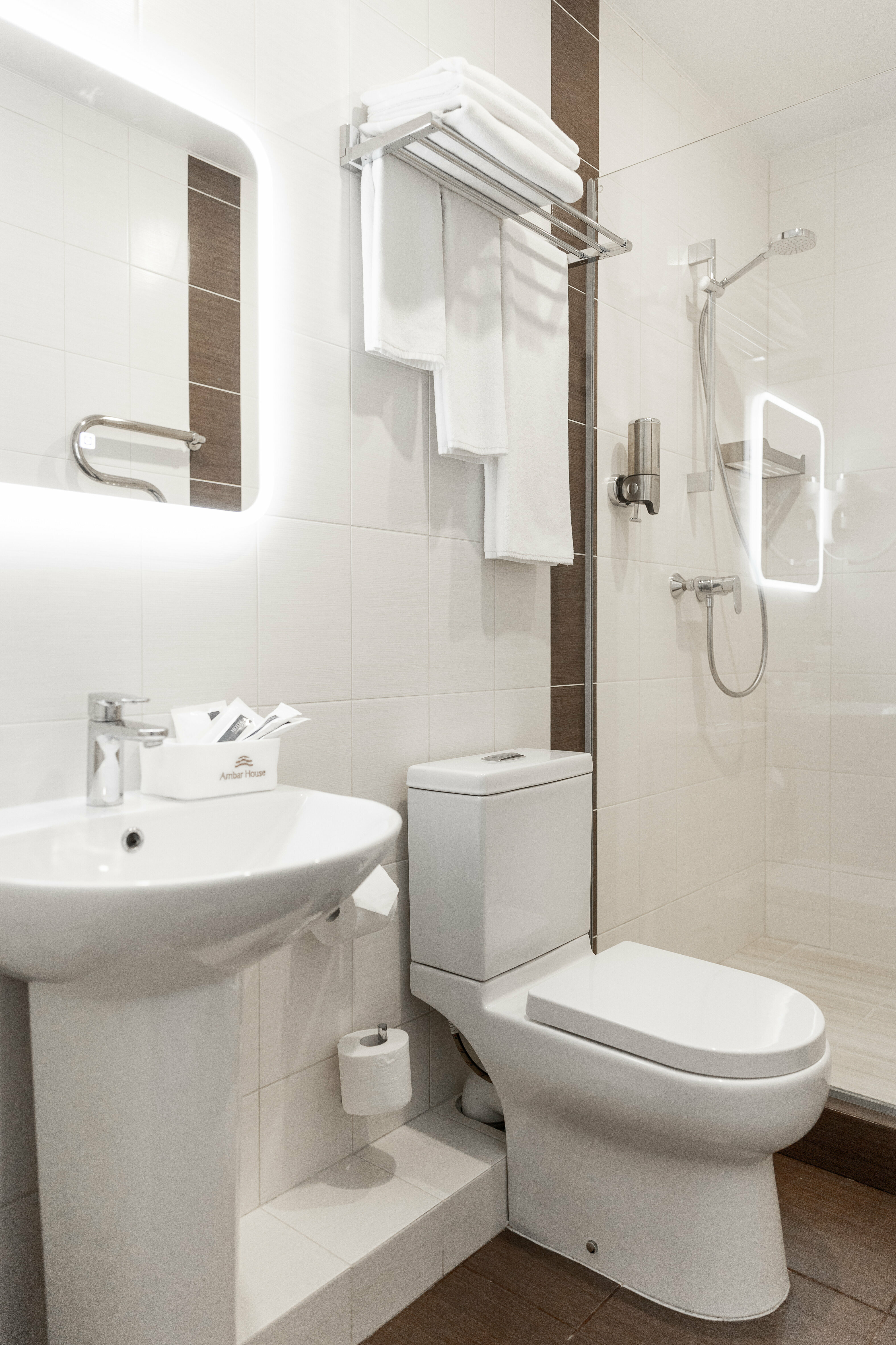 Стандарт с видом на Волгу