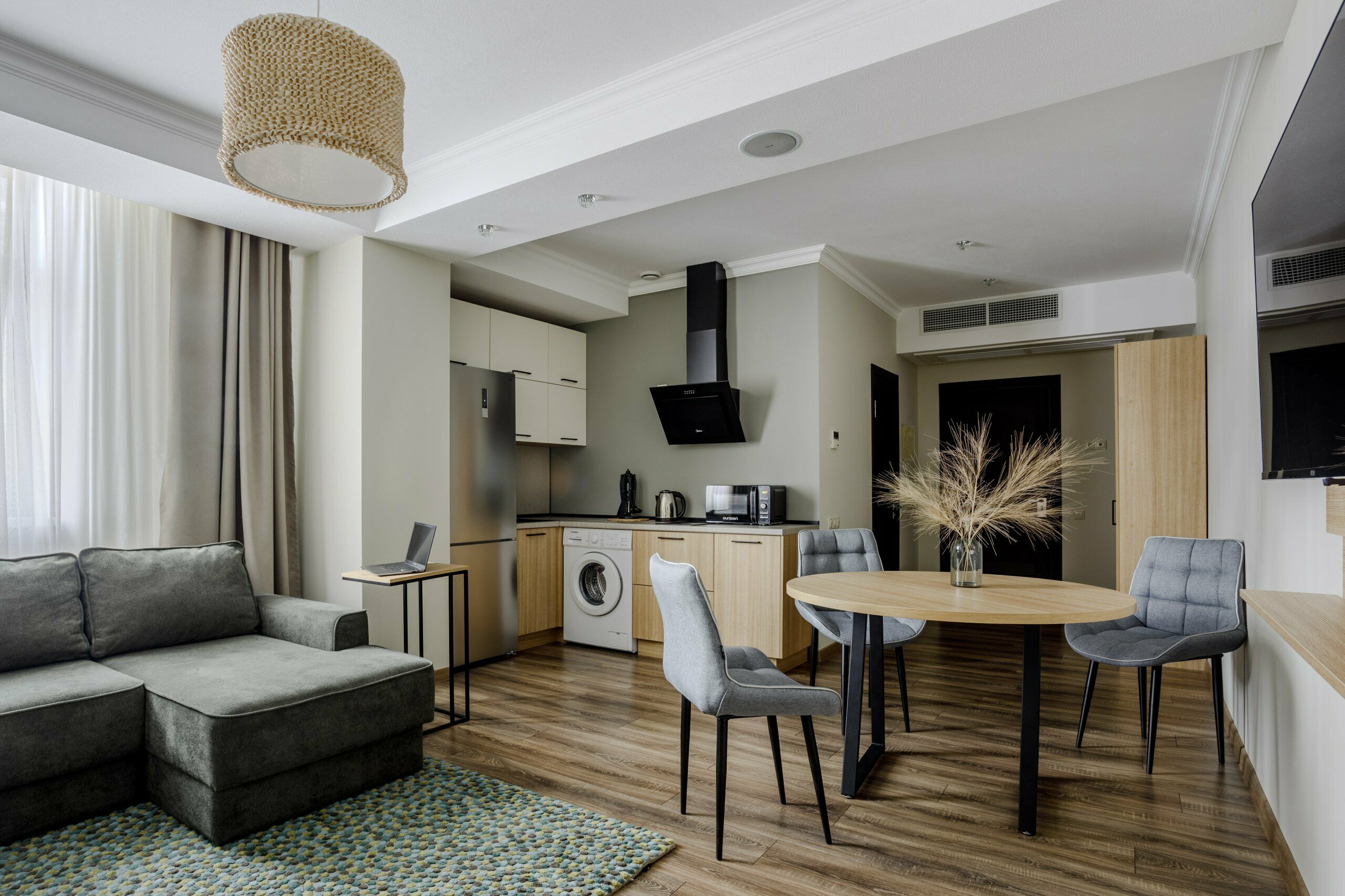 Улучшенный люкс