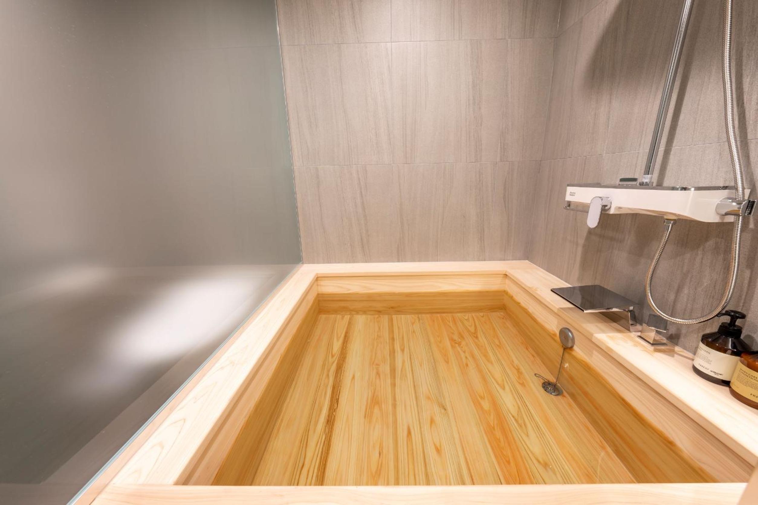 Deluxe Queen Room with Two Queen Beds