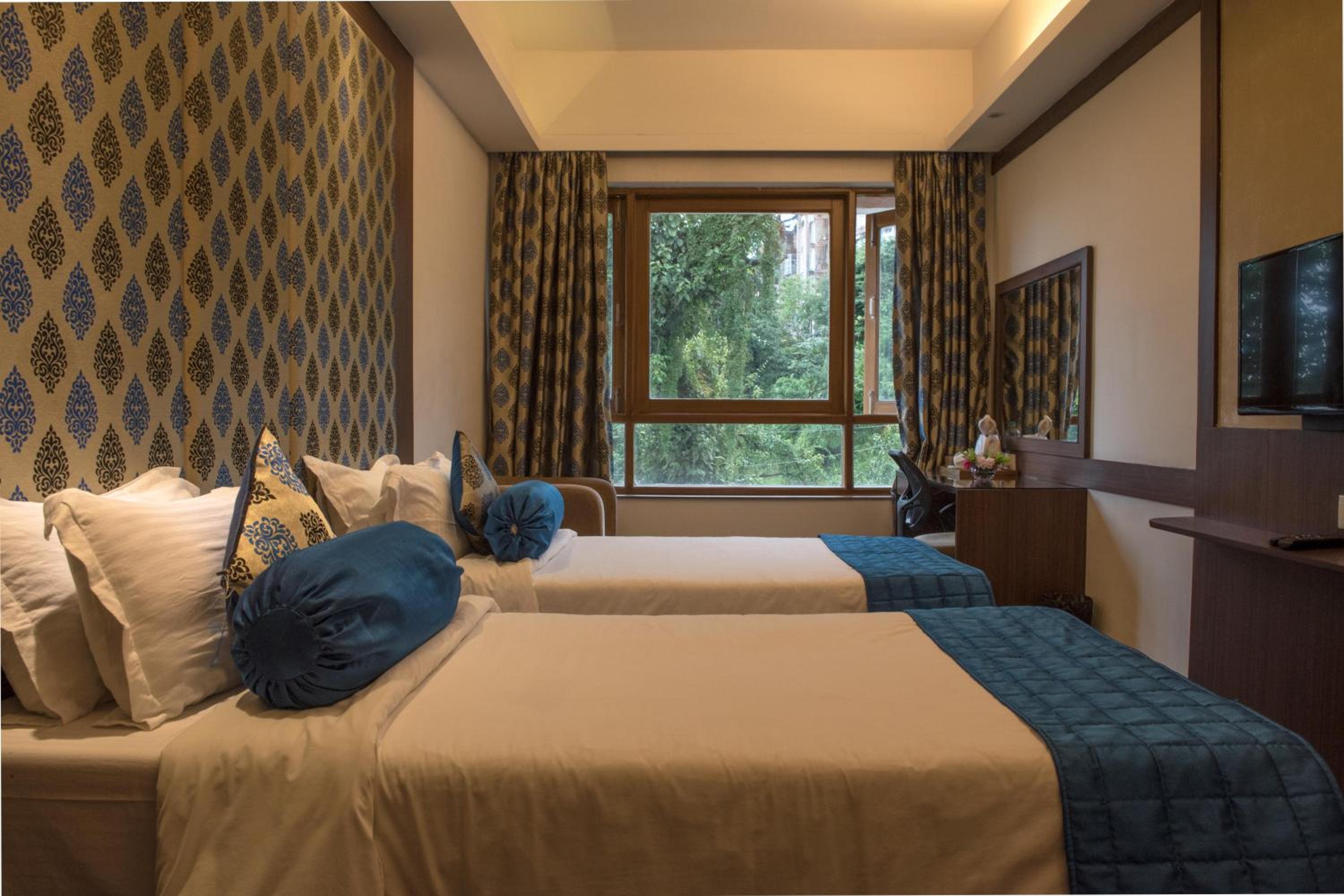 Deluxe Double or Twin Room