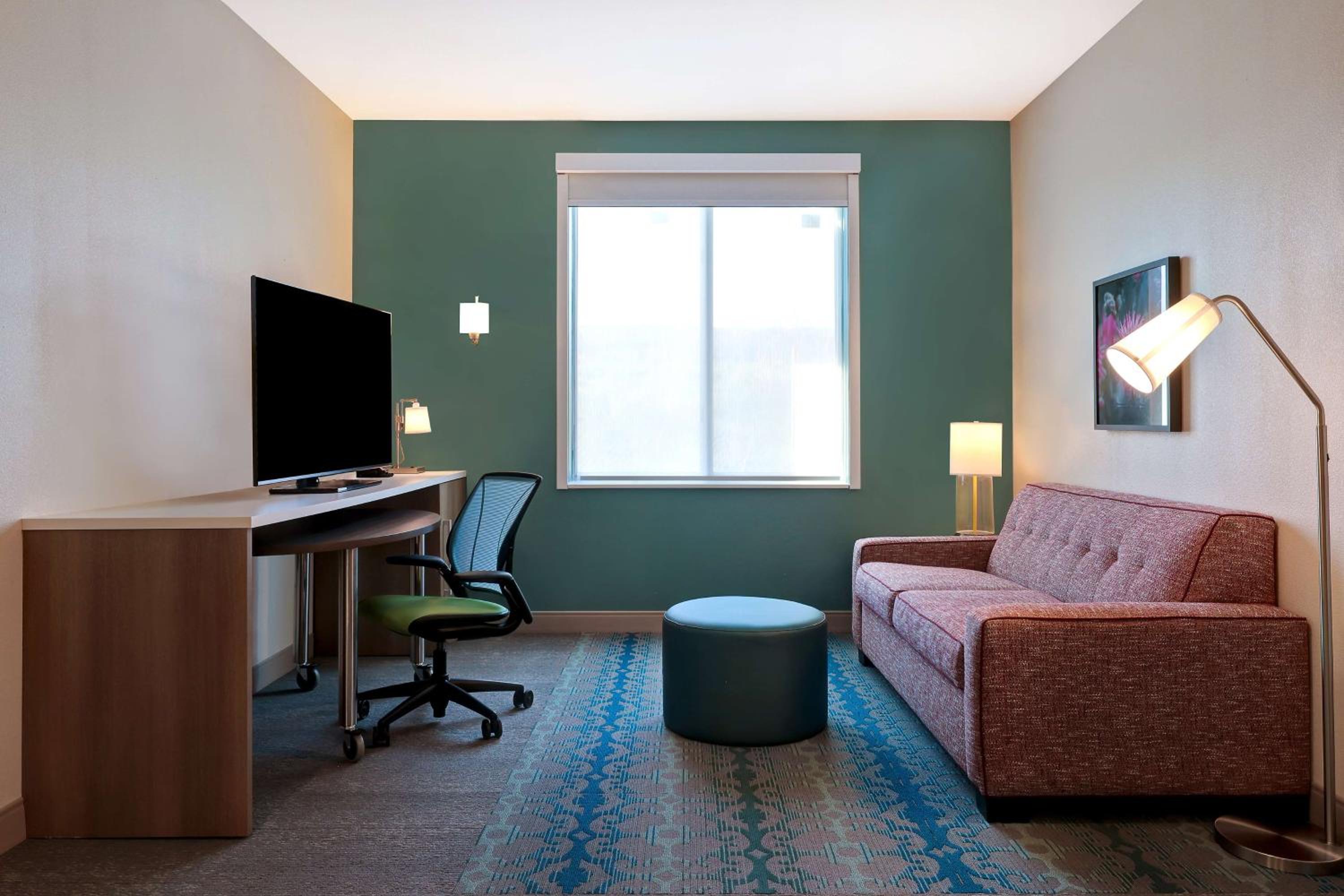 King Suite - Hearing Access/Non-Smoking