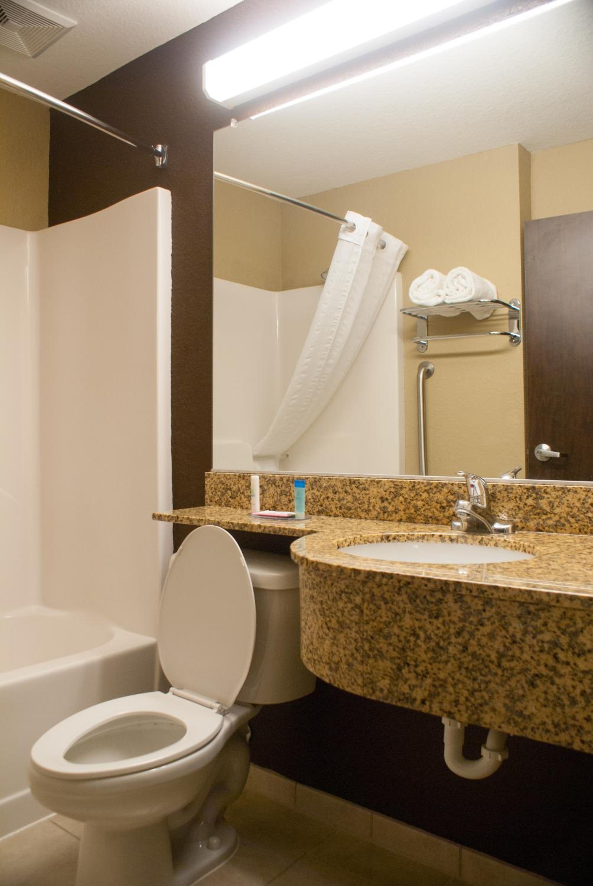 Queen Room with Two Queen Beds and Roll-In Shower - Mobility/Hearing Accessible - Non-Smoking