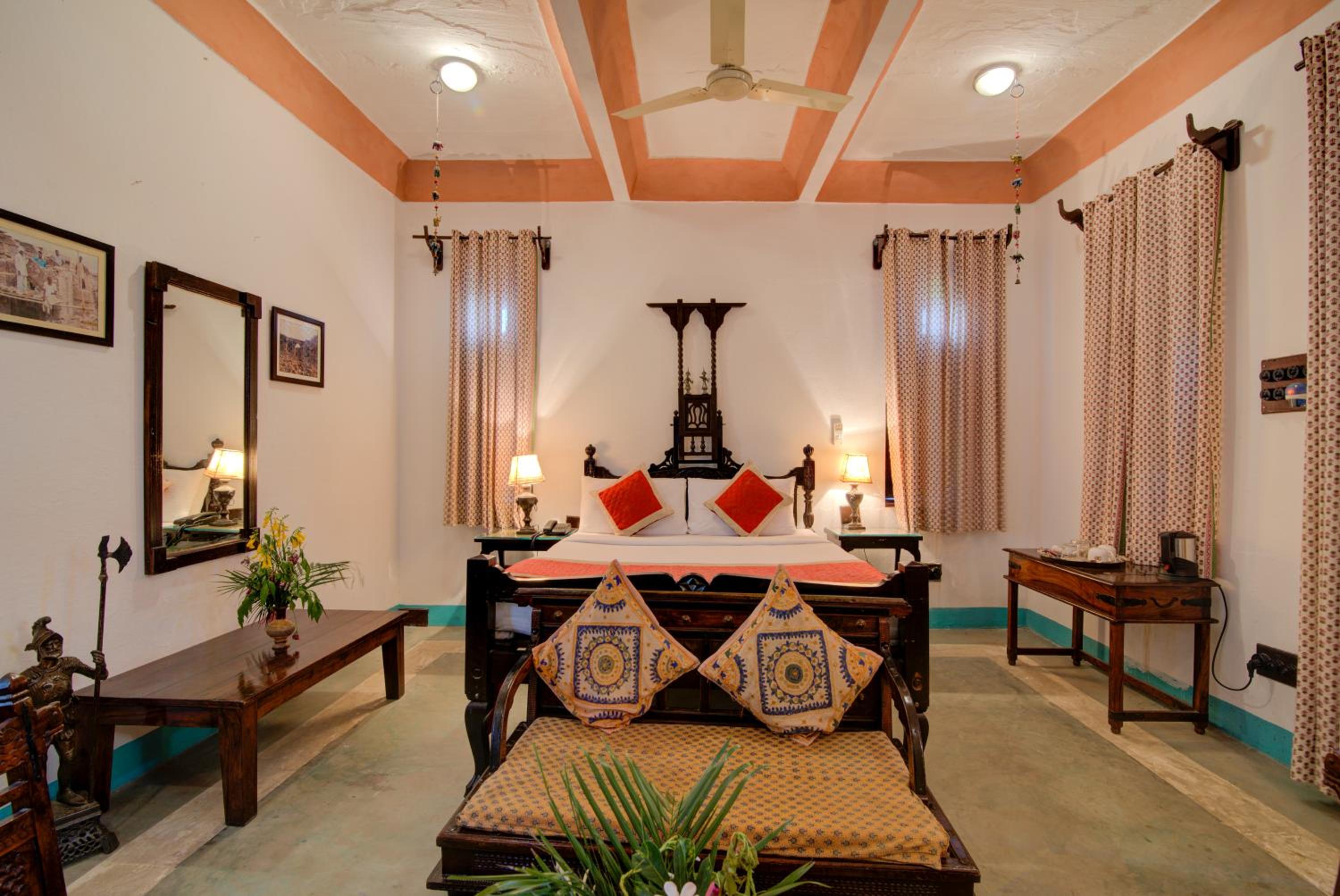 Suite Room With Bathtub (Enjoy Hi-Tea with Cookie)