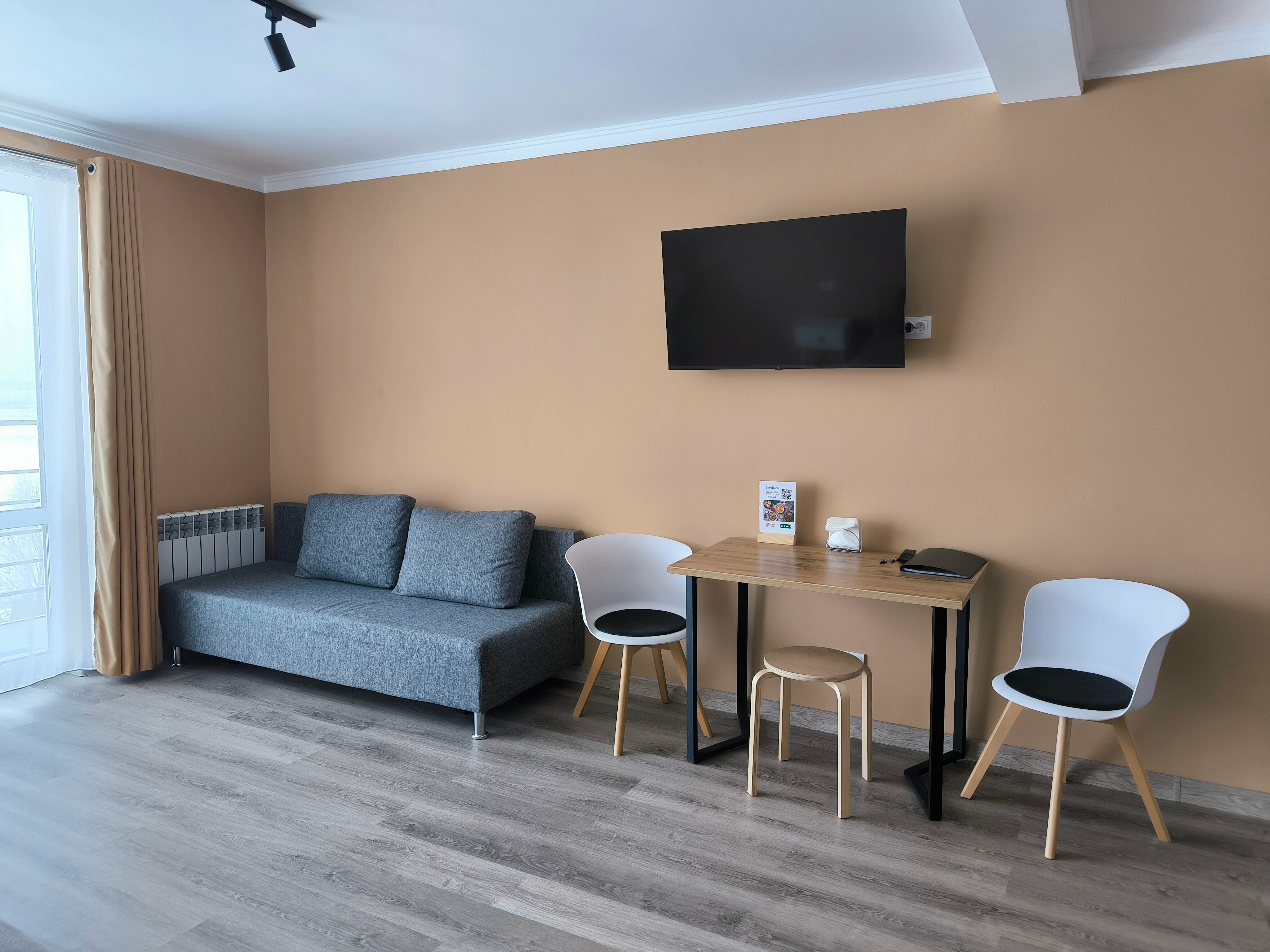 Номер-студия с балконом