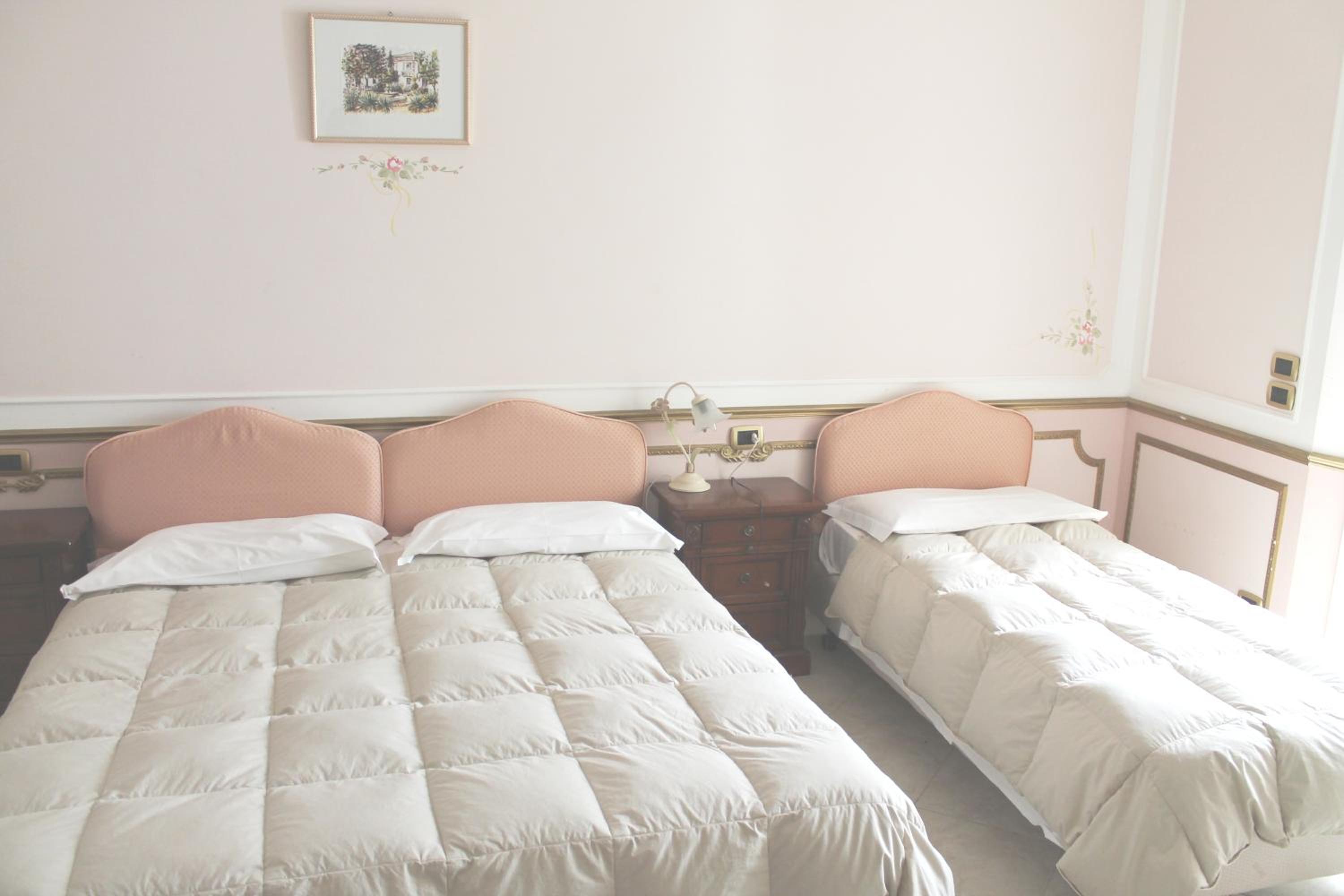 Comfort Triple Room