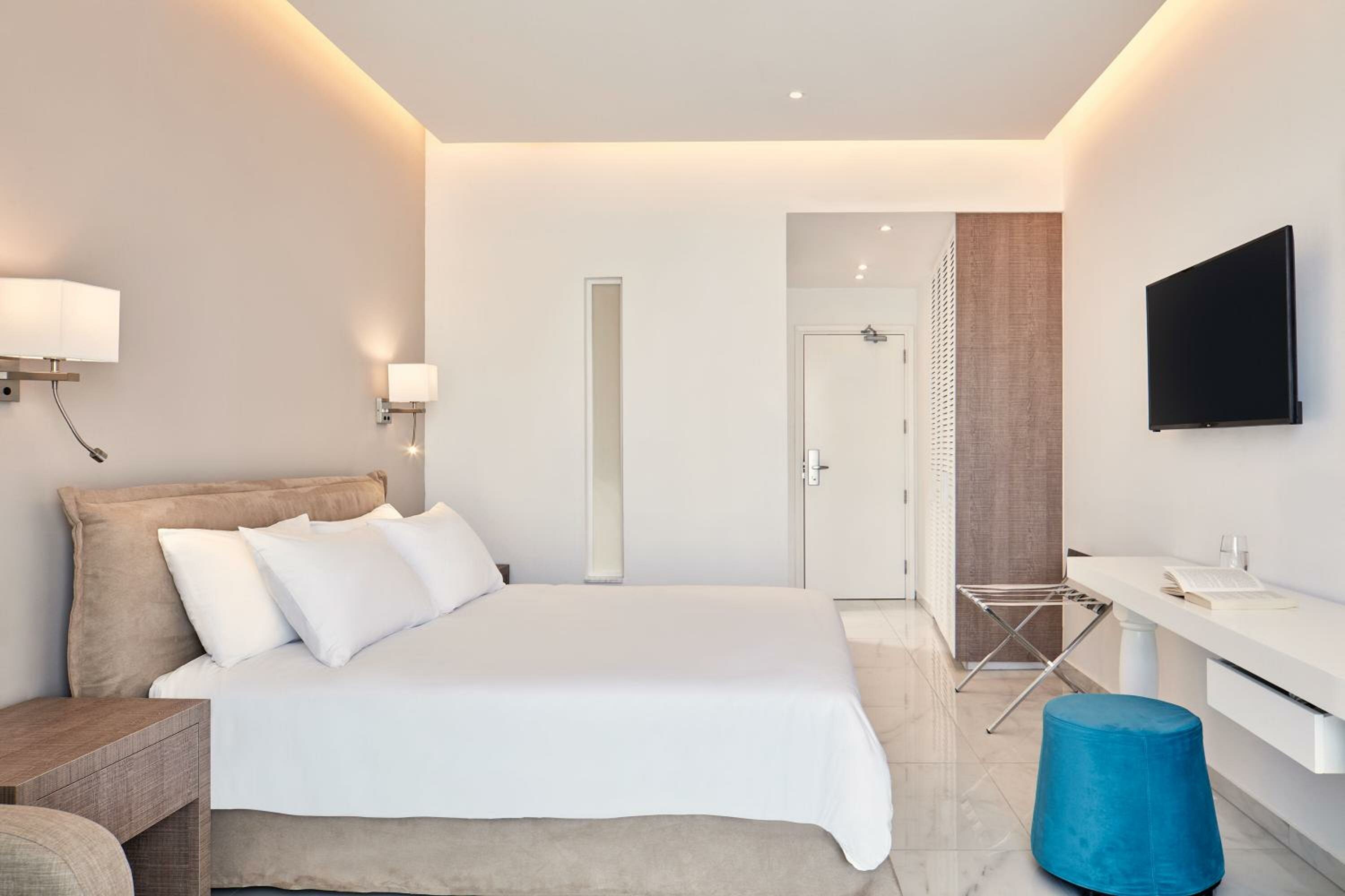 Superior Double Room Side Sea View
