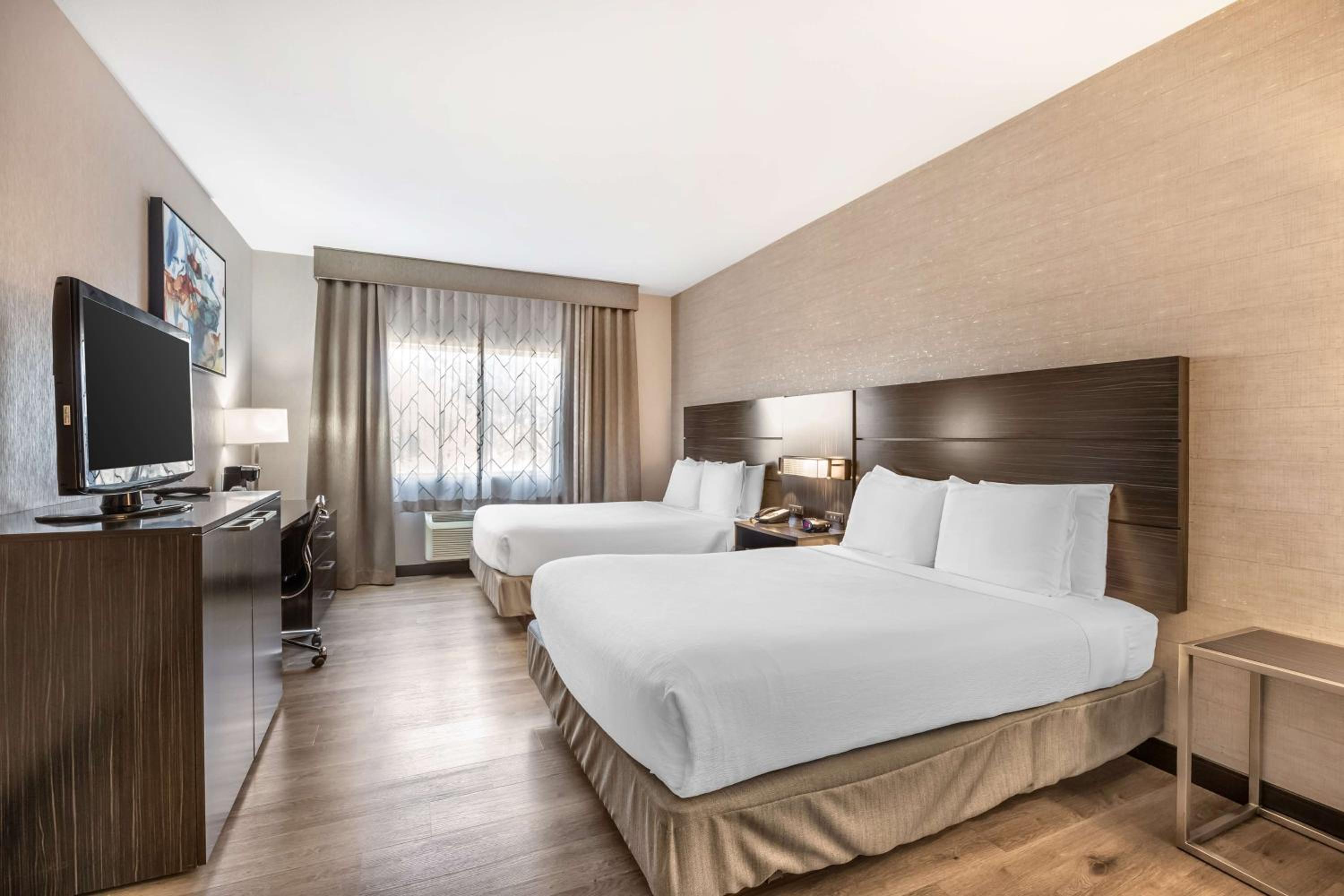 Queen Room with Two Queen Beds