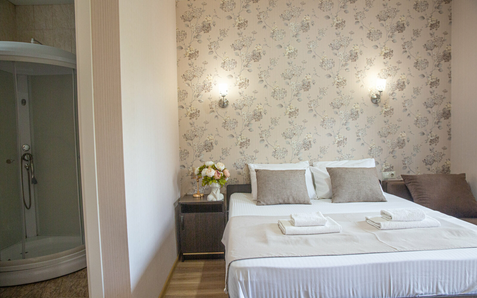 Семейный номер с видом на горы