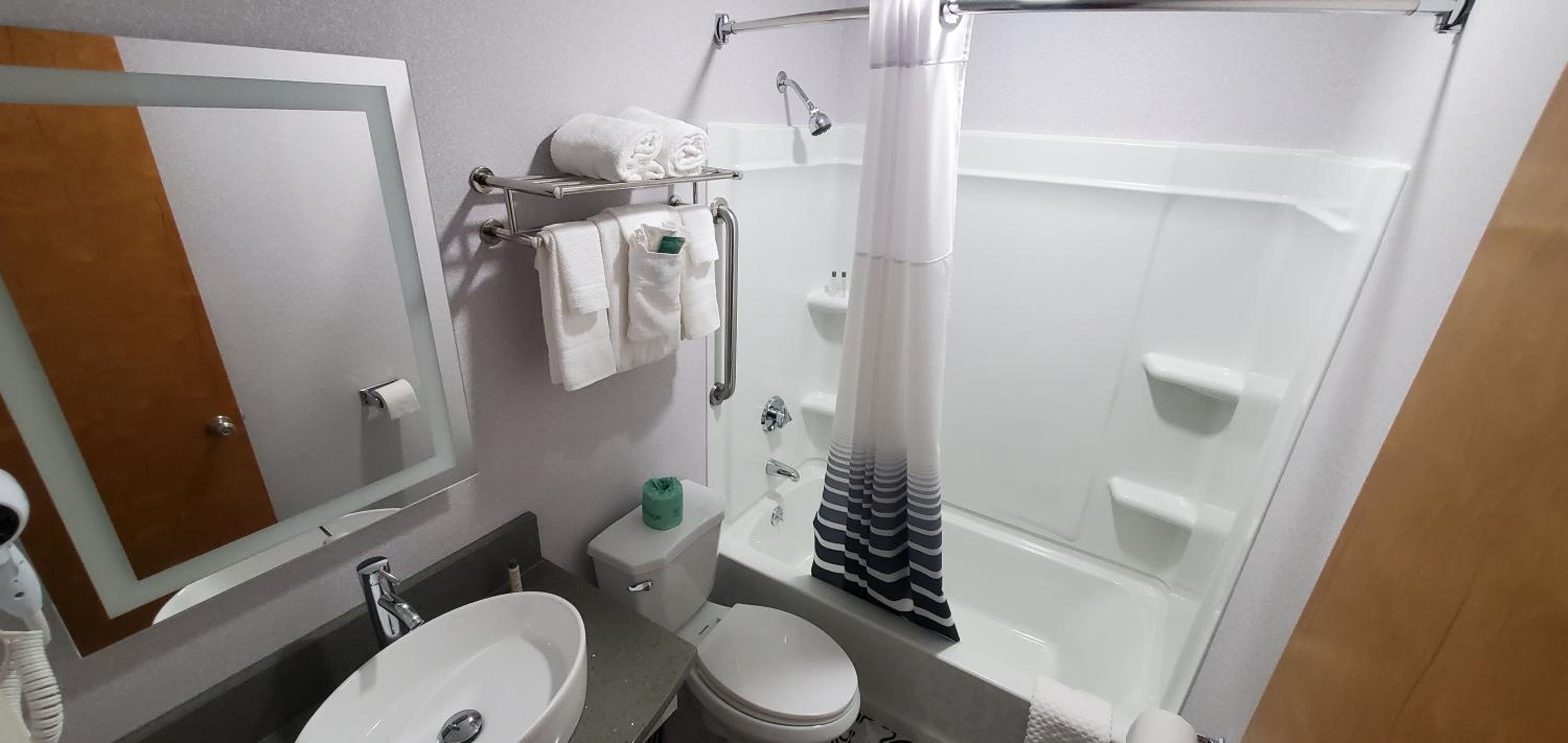 Superior King Room (Non-Smoking)