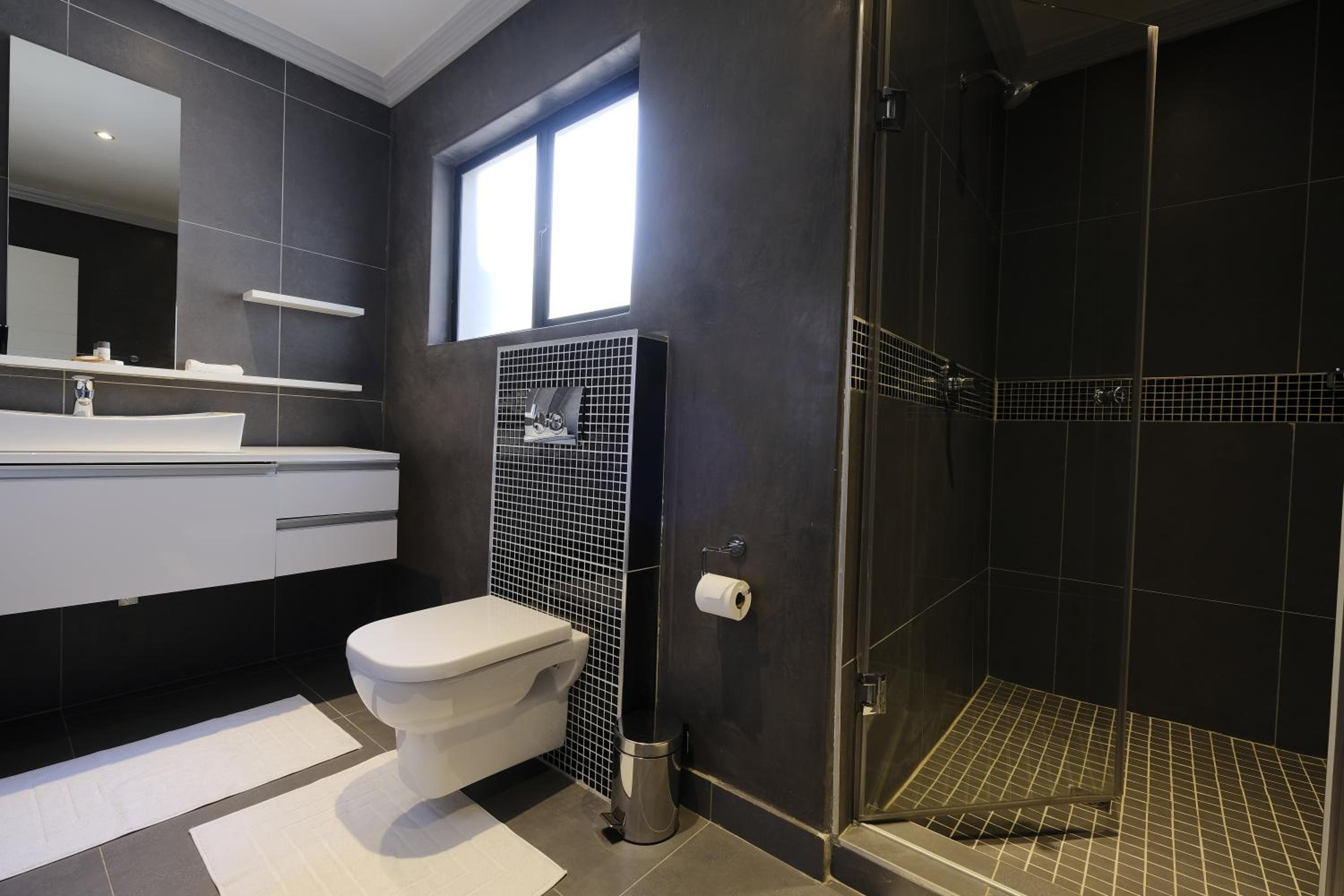 Executive Hotel Room 1