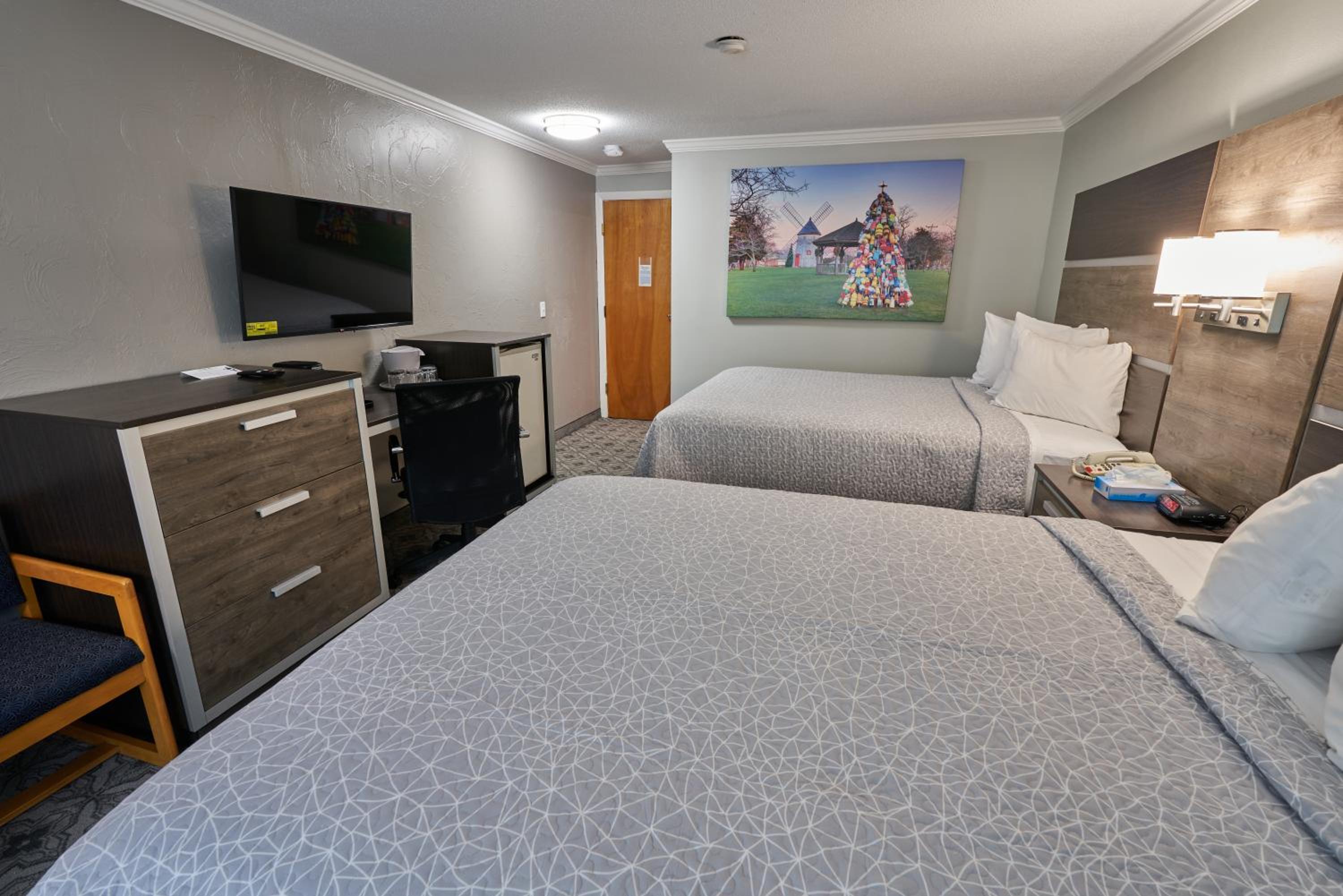 Superior Room with Two Queen Beds (Non-Smoking)