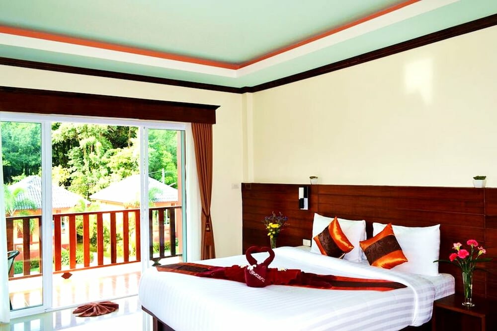 Deluxe Bungalow, 1 Double Bed, Garden View