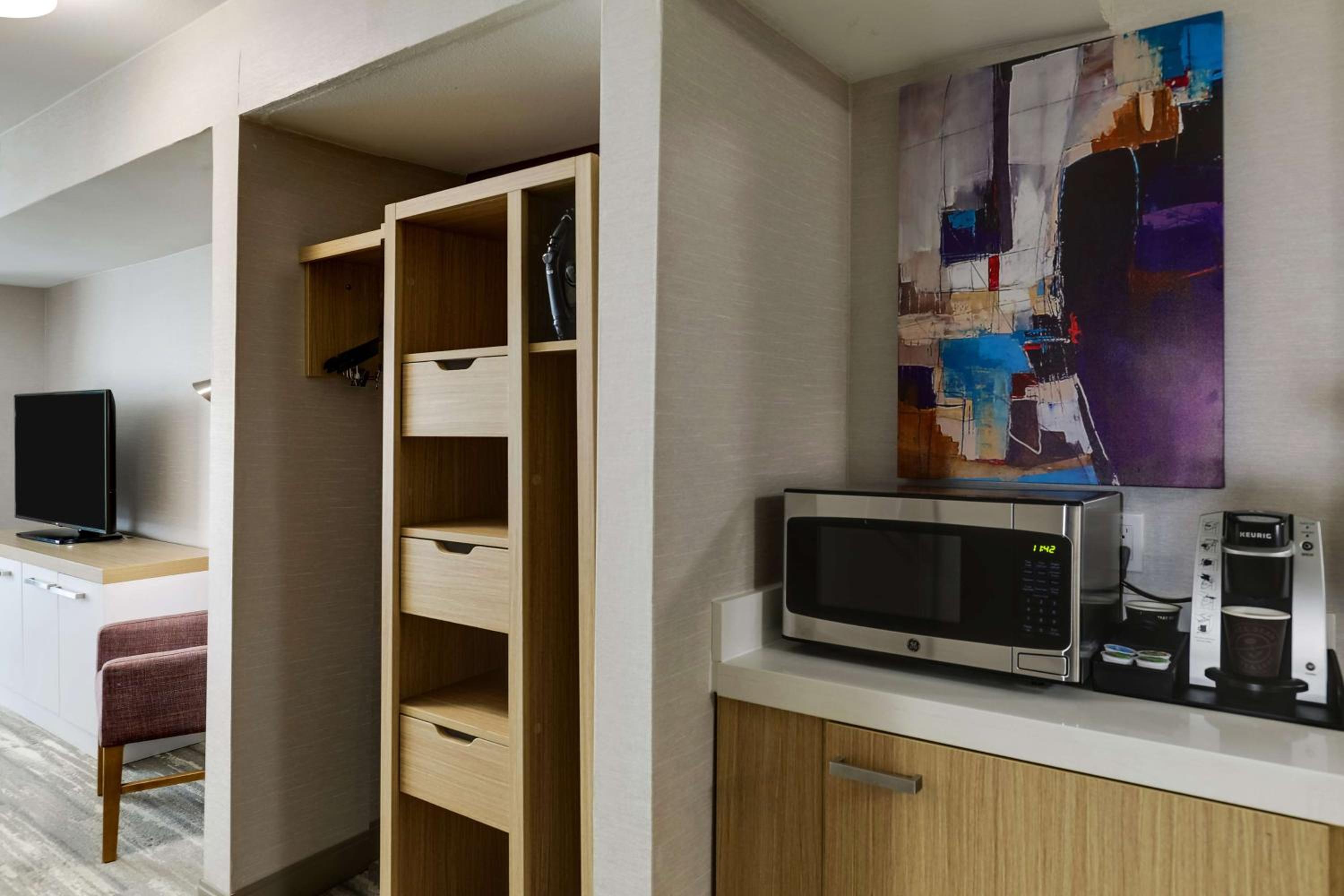 Junior King Suite with Sofa Bed