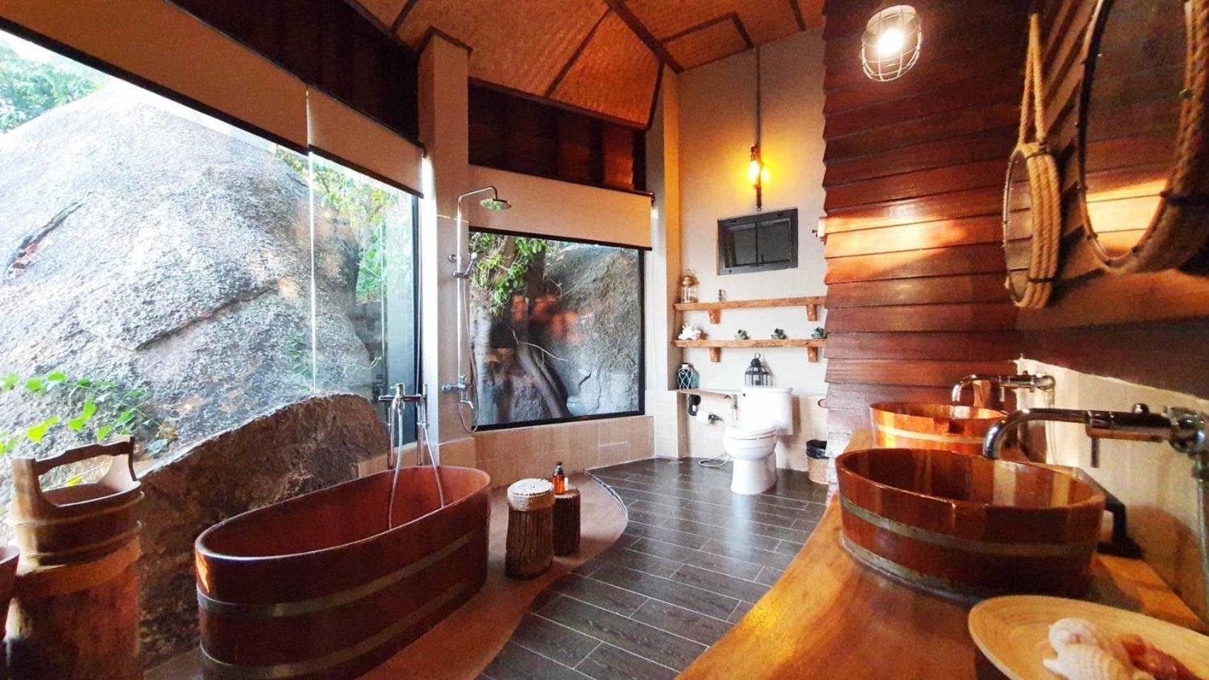 Treehouse Suite Villa