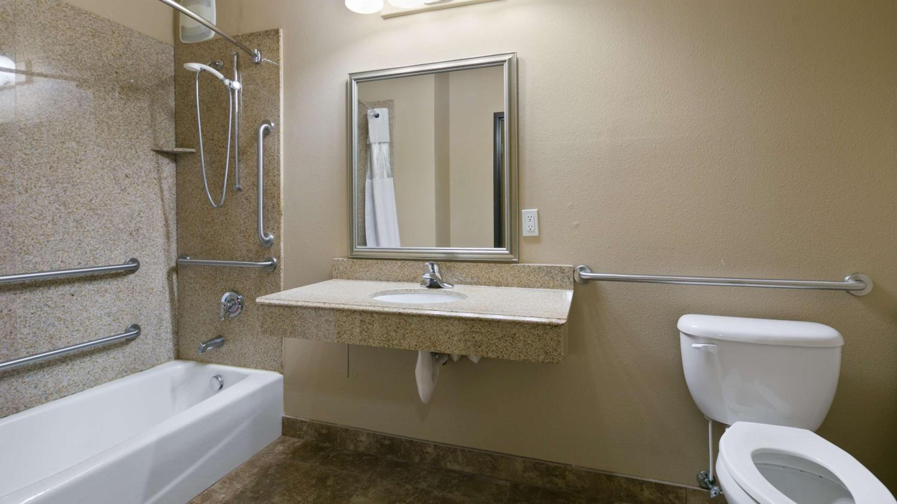 King Room with Bath Tub - Disability Access