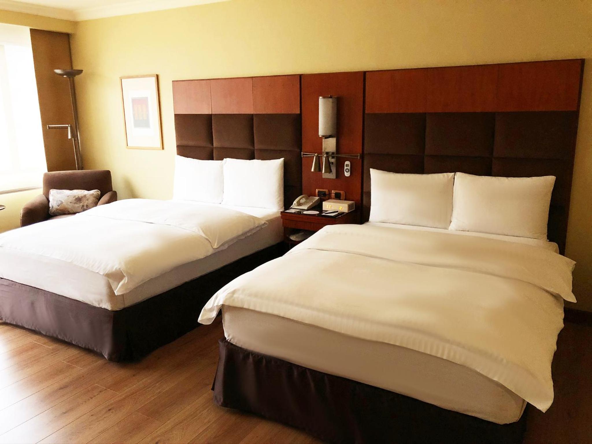 Premier Twin Room