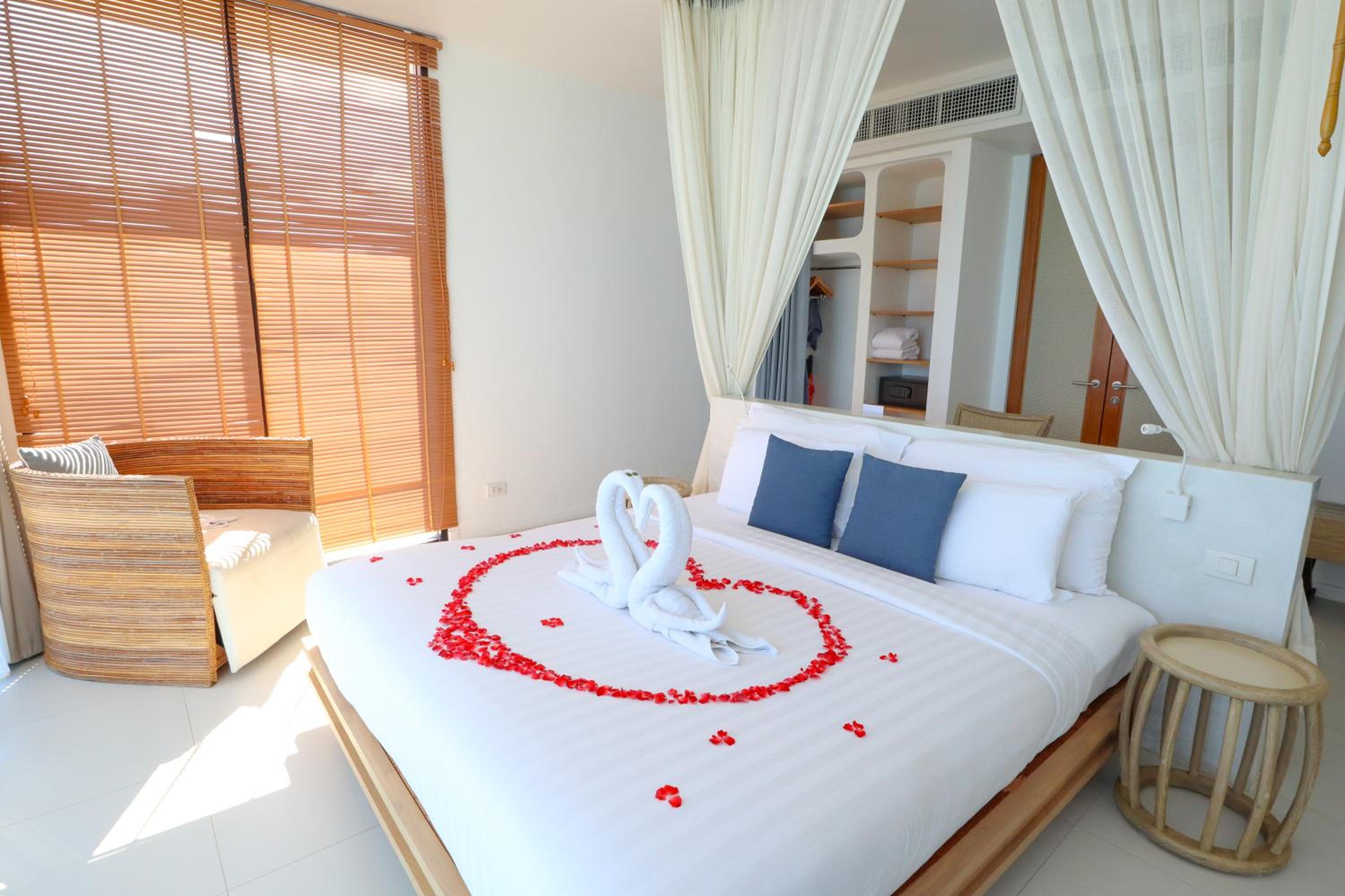 Ao Yon Two Bedroom Pool Villa (Free Selected Mini-bar)