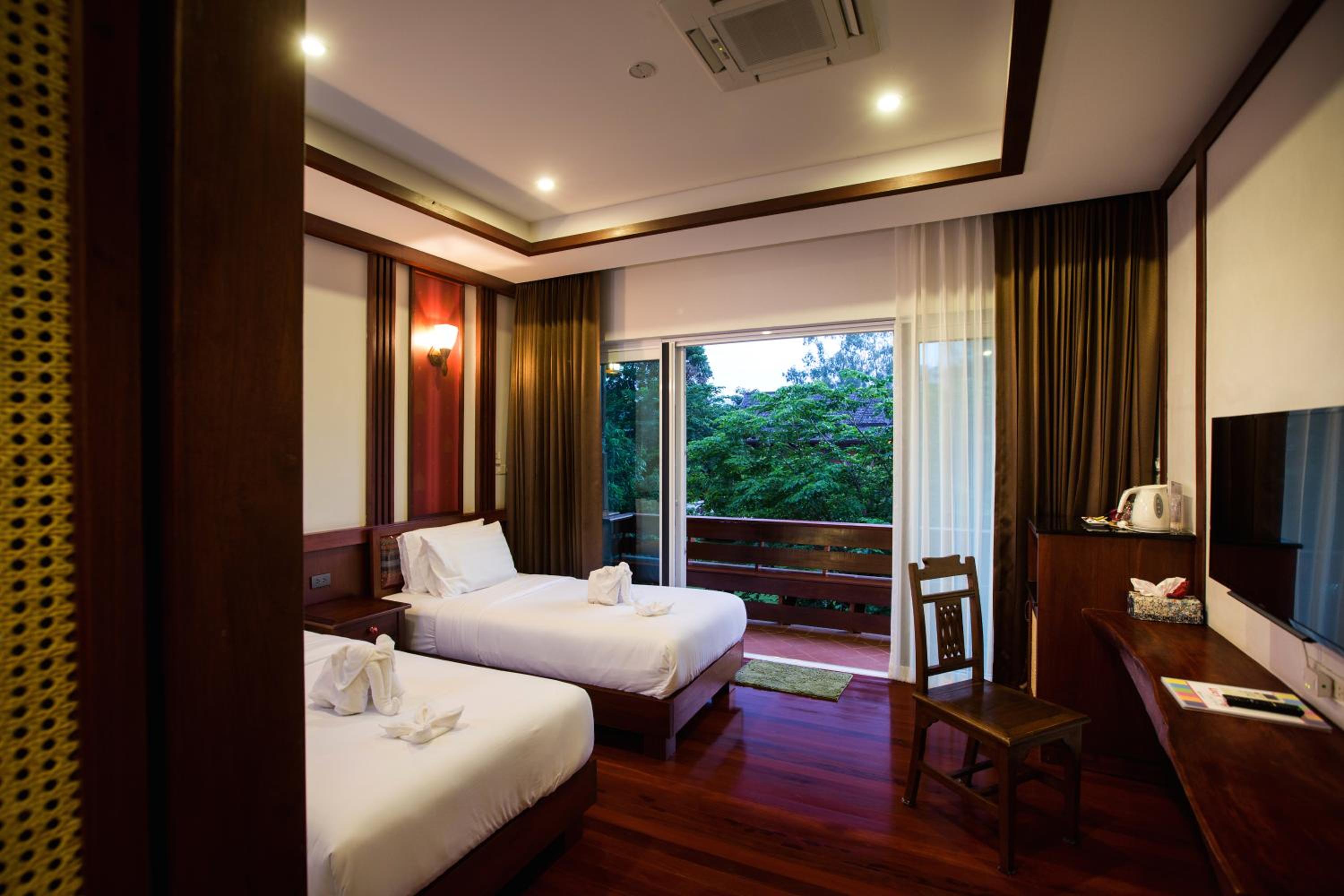 Ruen Mai Deluxe Twin