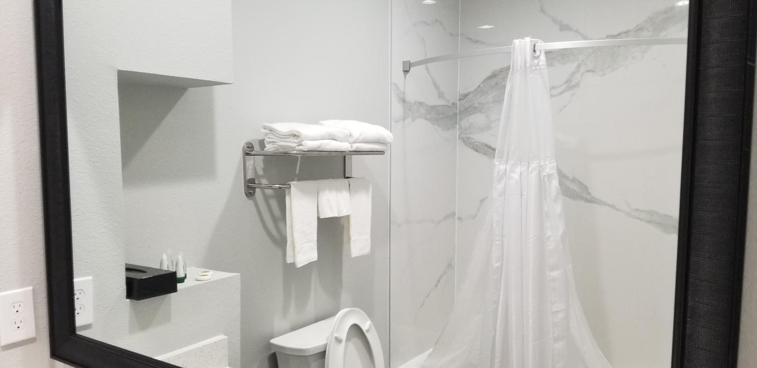 King Room - Non-Smoking