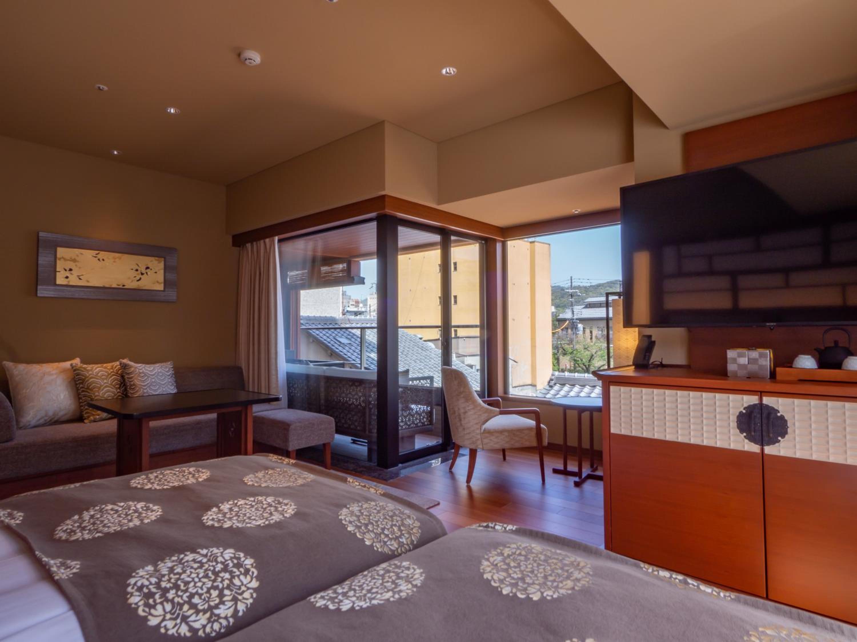 Precious Corner Twin - 3-4th Floor