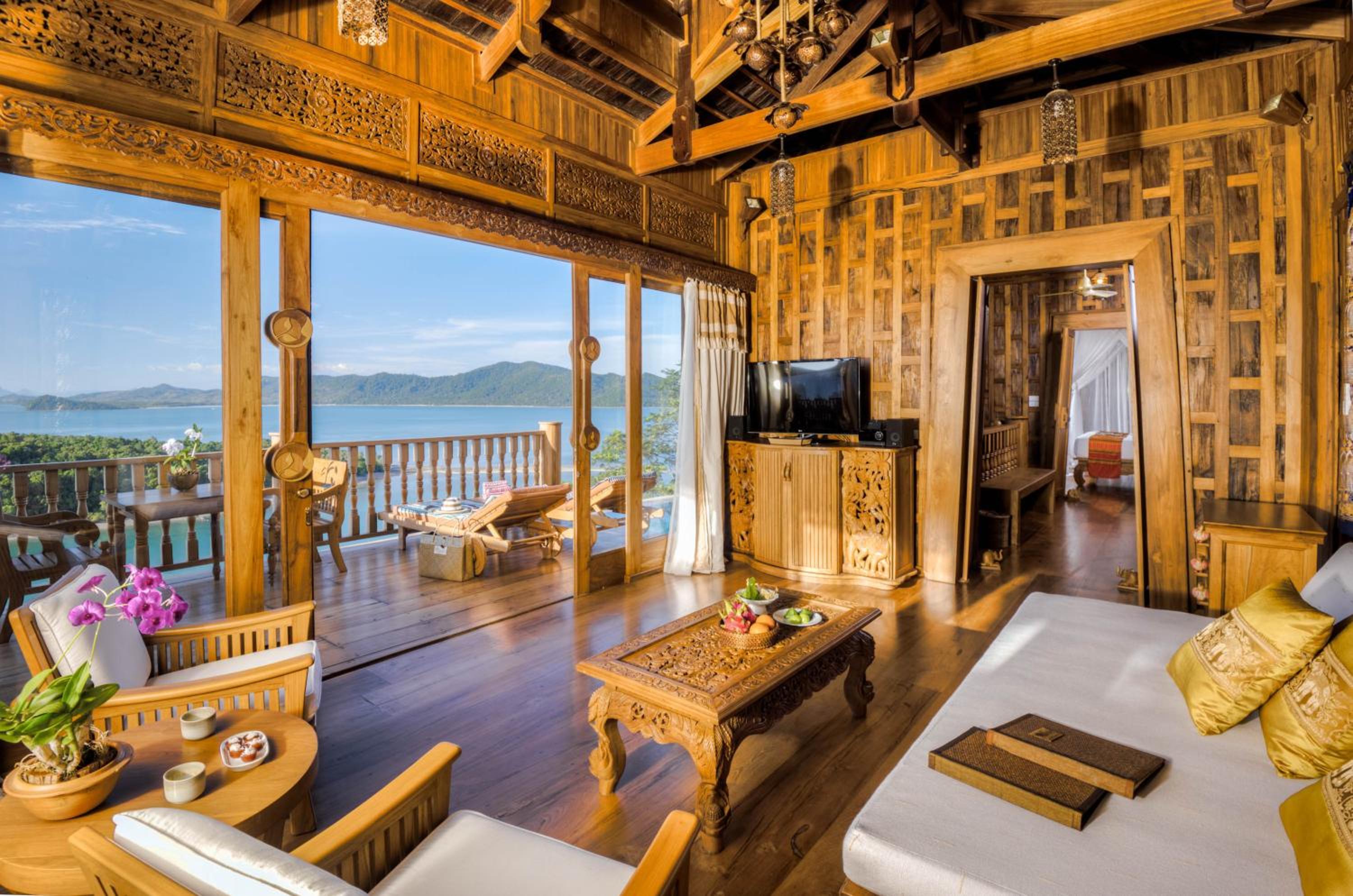 Family Two Bedroom Ocean Pool Villa