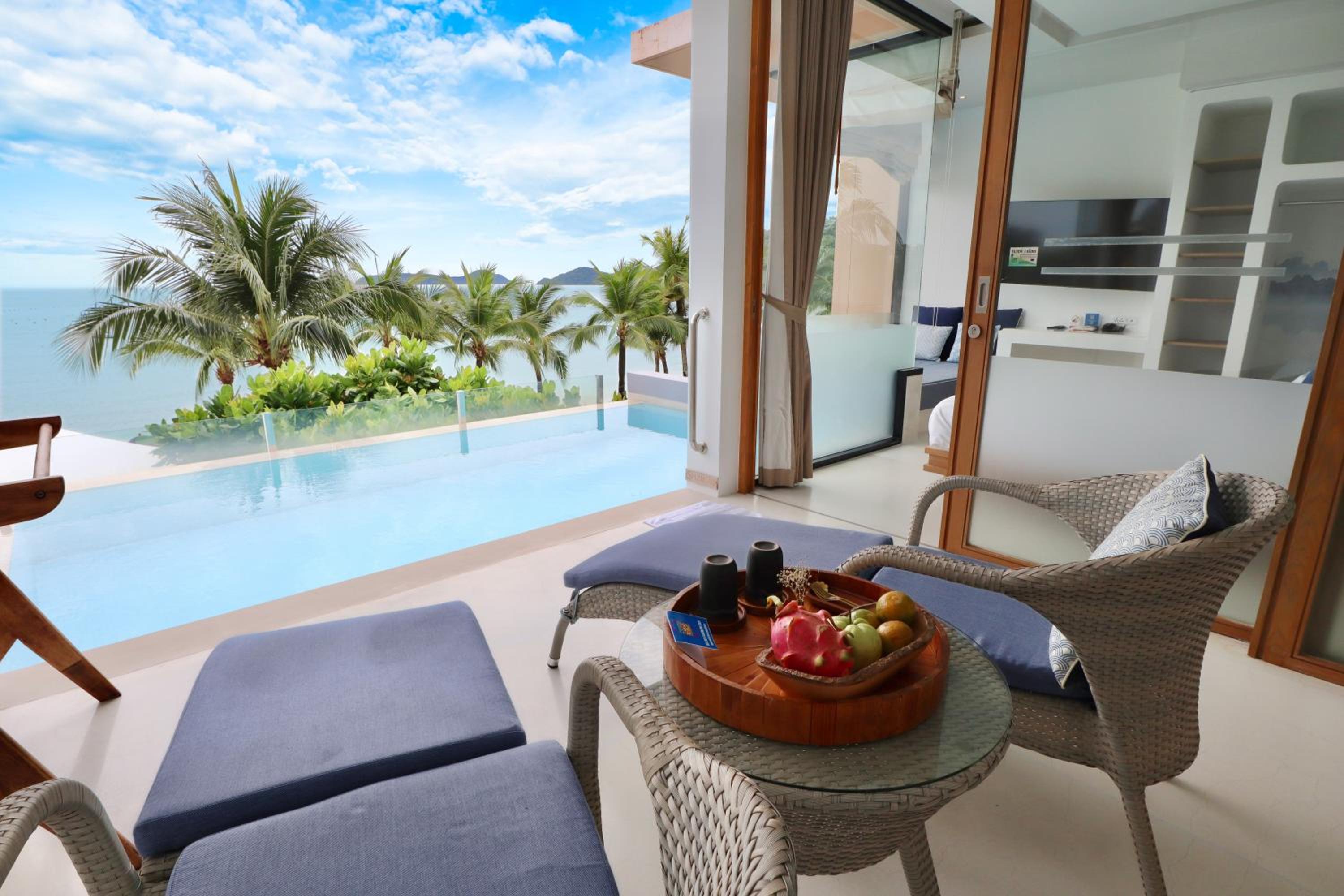 Ocean View Pool Villa (Free Selected Mini-bar)
