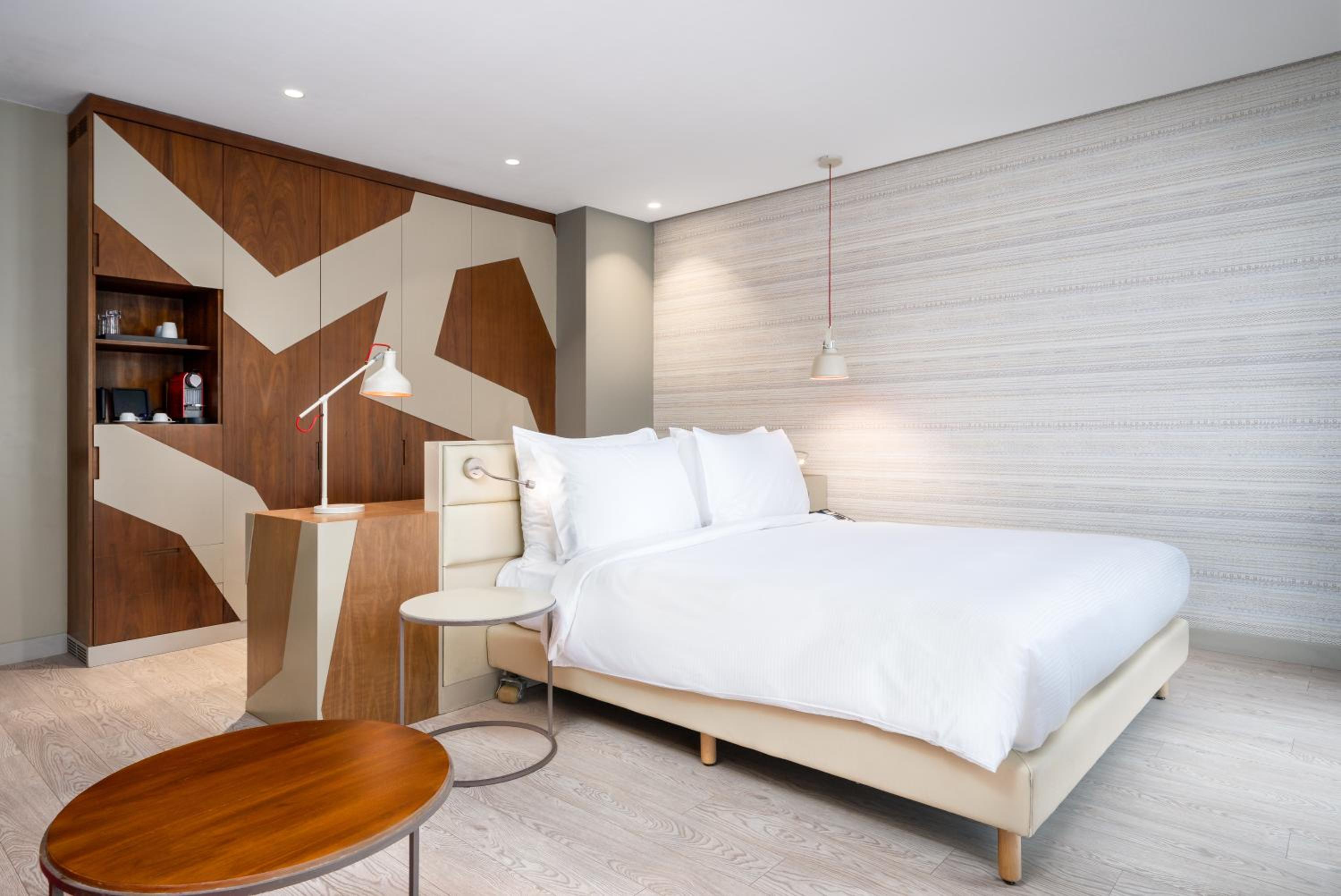 Premium Room - Pool View - Balcony