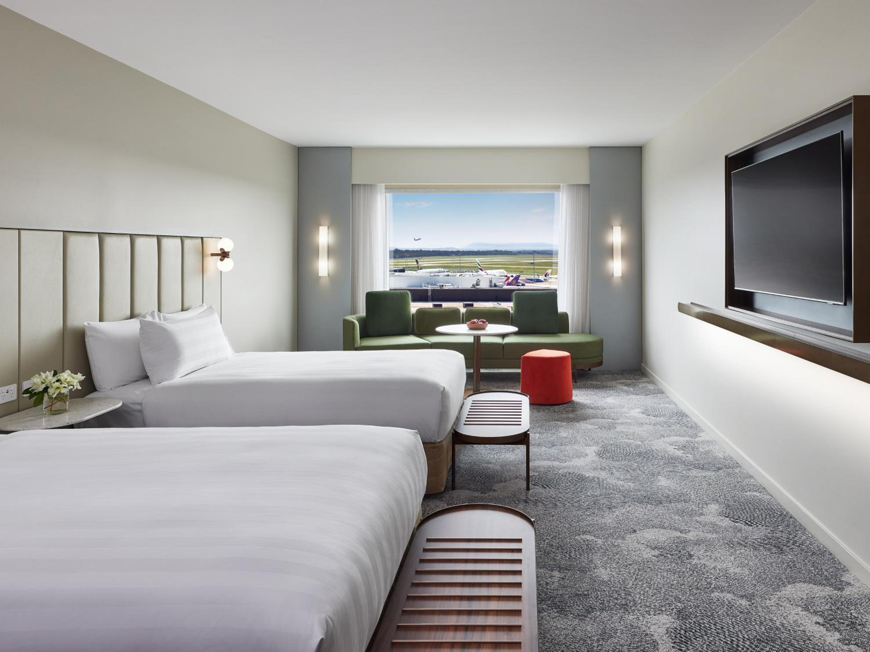 Deluxe Twin Room with View