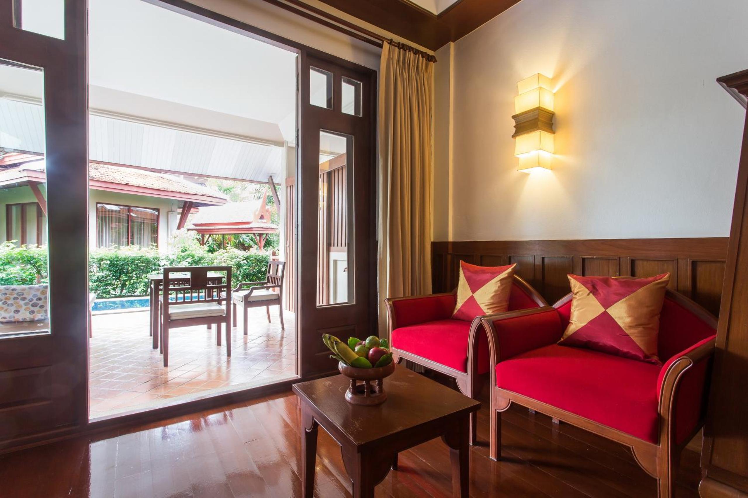 Deluxe Double or Twin Room with Pool Access