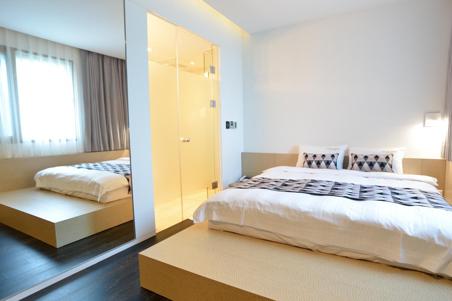 Business Double Room