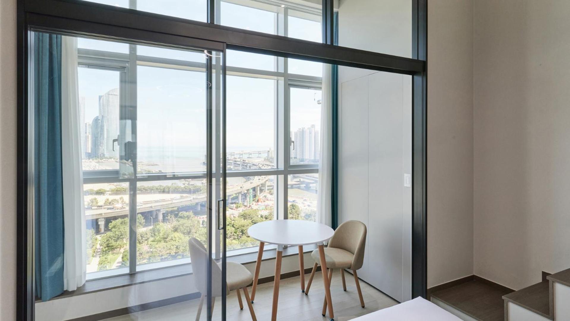 Duplex Deluxe Ocean Double