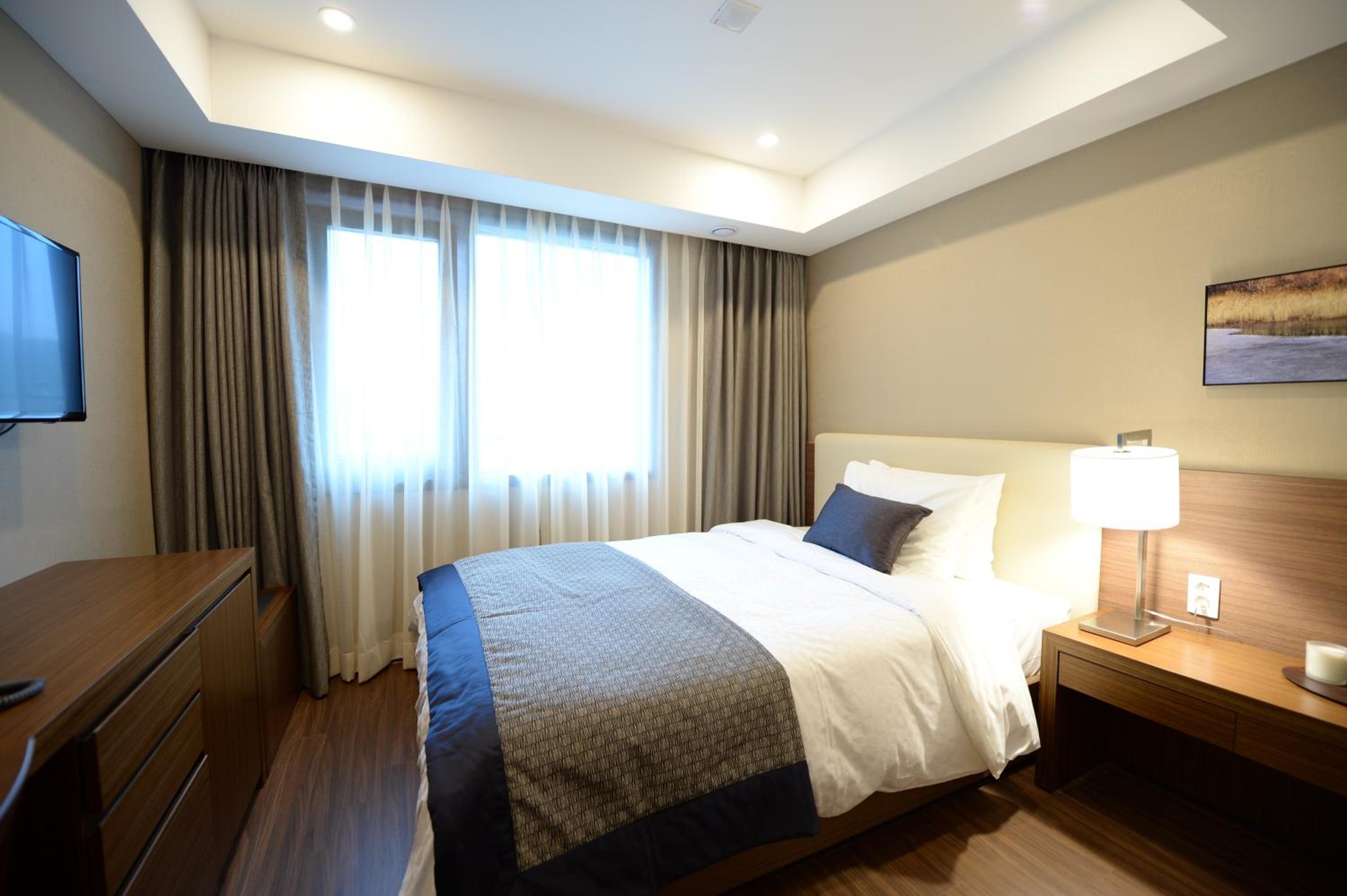 Business Single Room