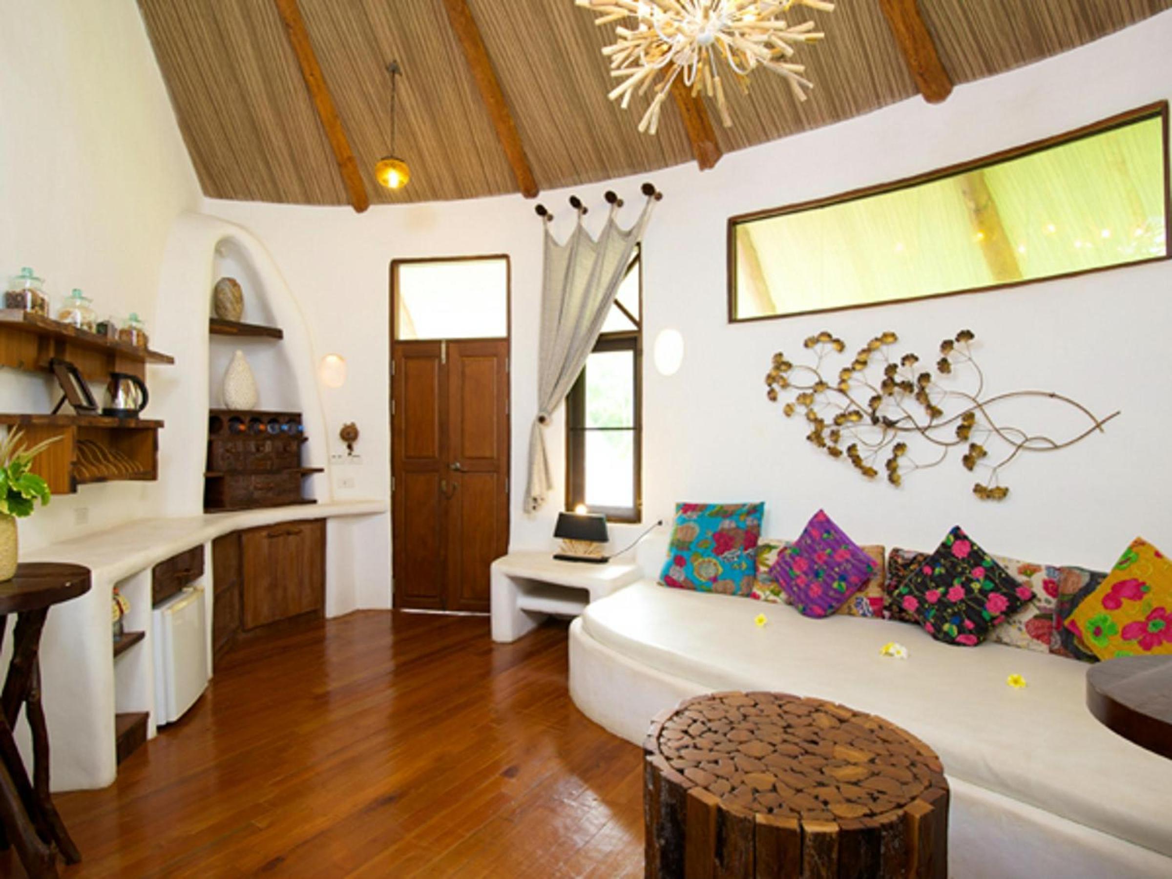 Whitesand Sala Villa