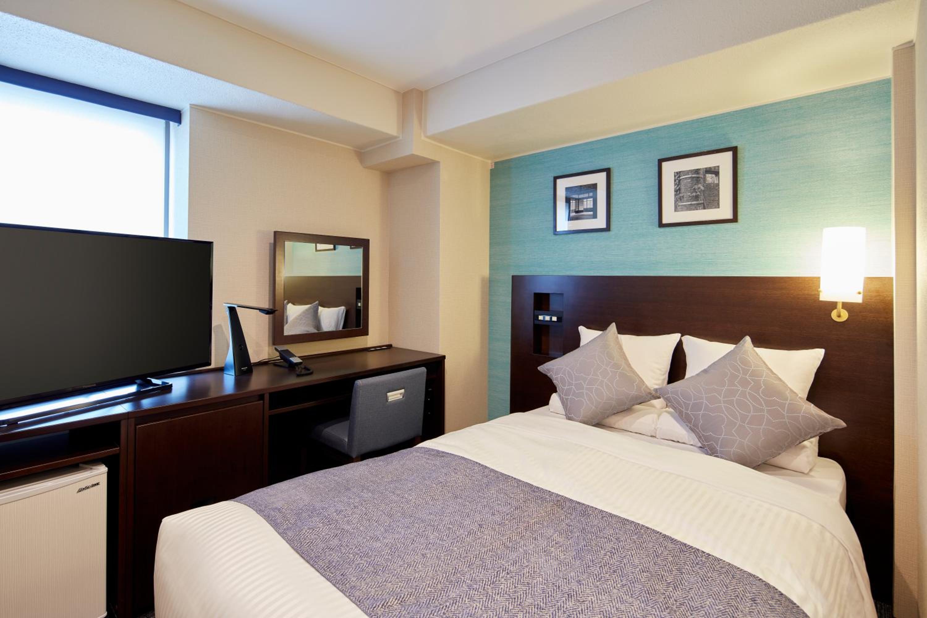 Standard Small Double Room - Non-Smoking