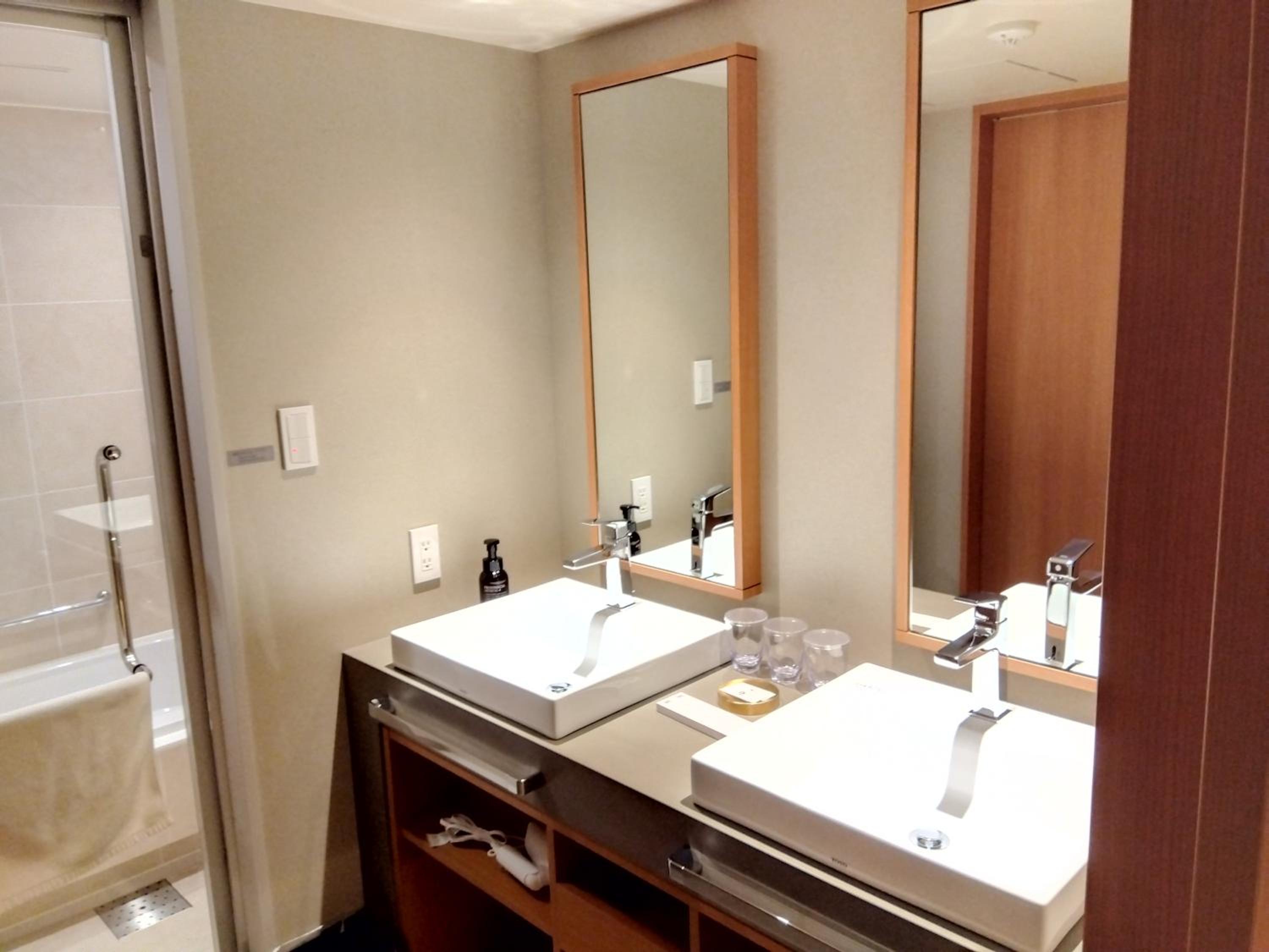 Signature Executive Twin Room