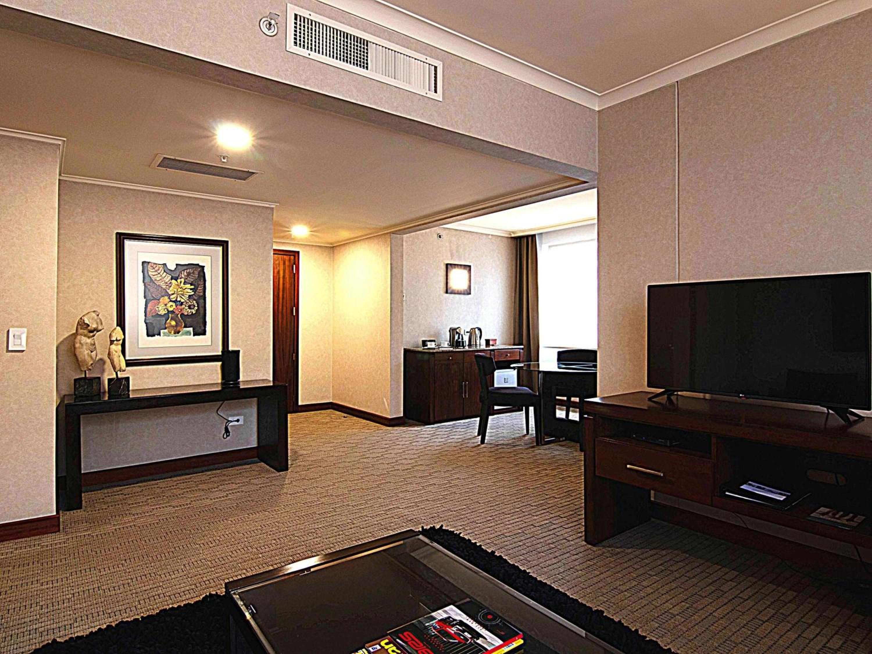 Executive King Suite